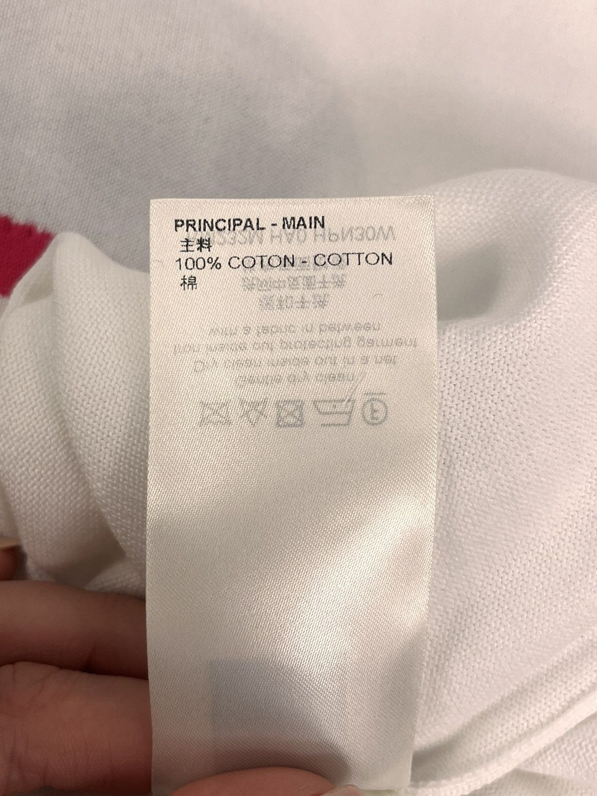 Louis Vuitton PINK LOGO T-SHIRT Size US L / EU 52-54 / 3 - 9 Thumbnail