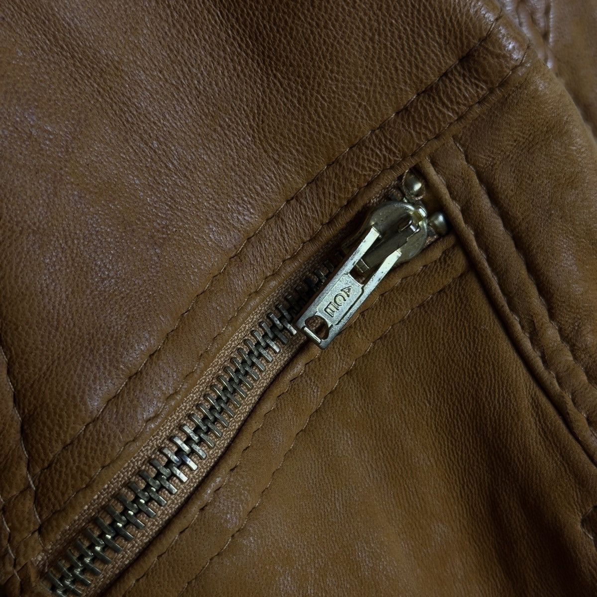 AMI Ami Londnon Vintage Biker Leather Jacket Size M / US 6-8 / IT 42-44 - 9 Thumbnail