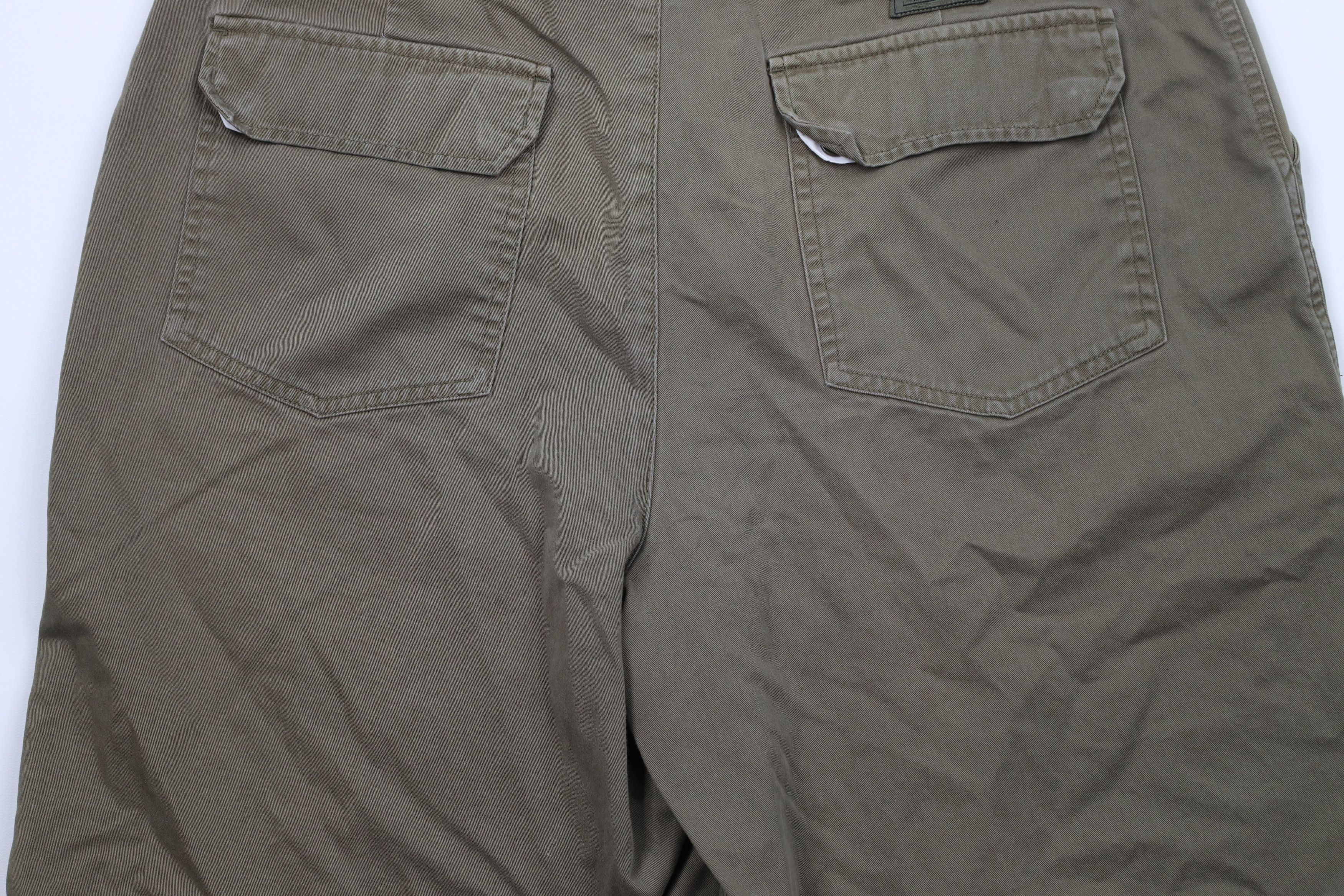 Tommy Hilfiger × Vintage Vintage 90s Tommy Hilfiger Surplus Shorts Drab Green Size US 36 / EU 52 - 9 Thumbnail