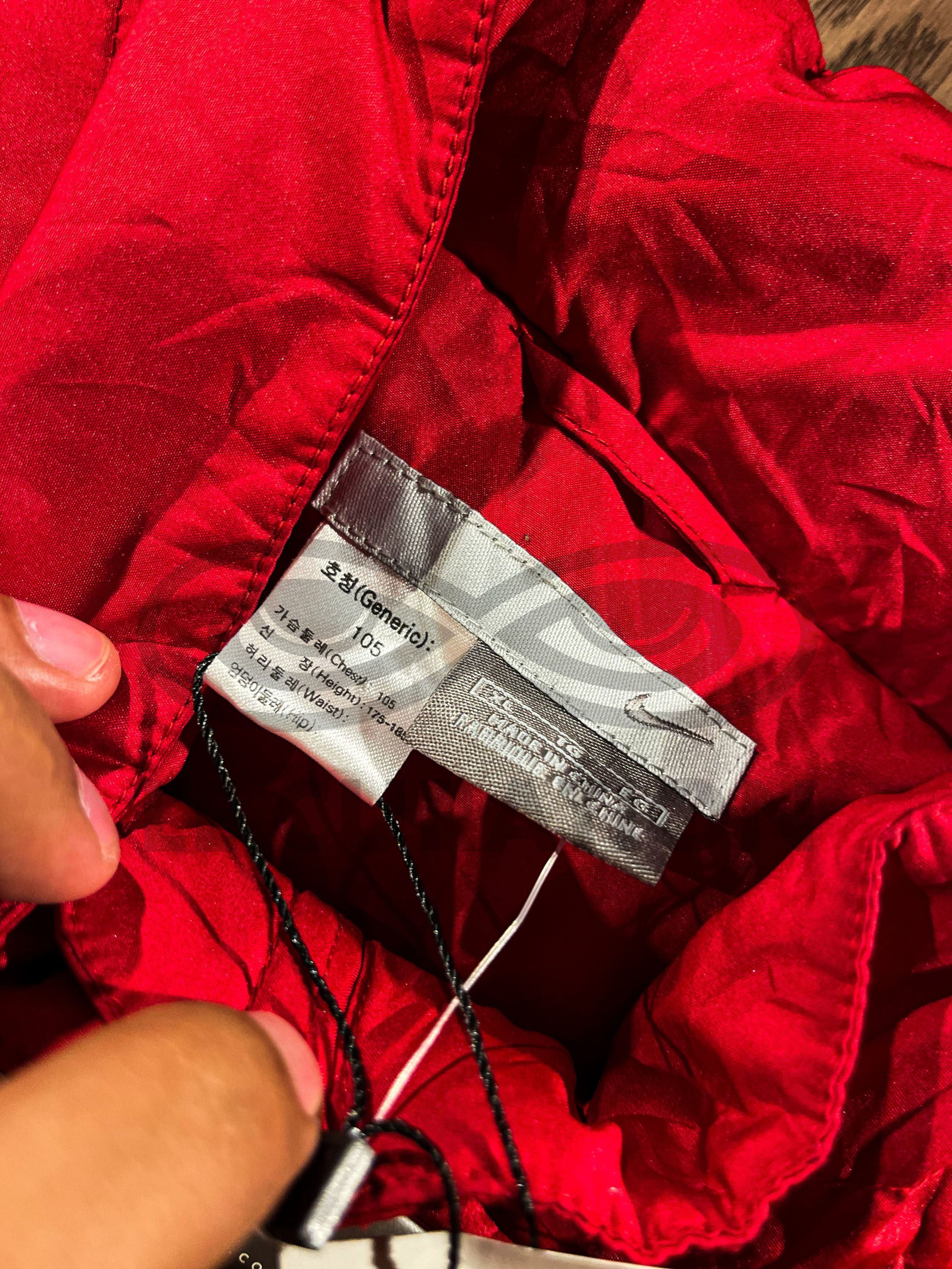 Ferrari [BNWT] Bootleg Nike Ferrari Embroidered Puffer Jacket Size US XL / EU 56 / 4 - 4 Thumbnail