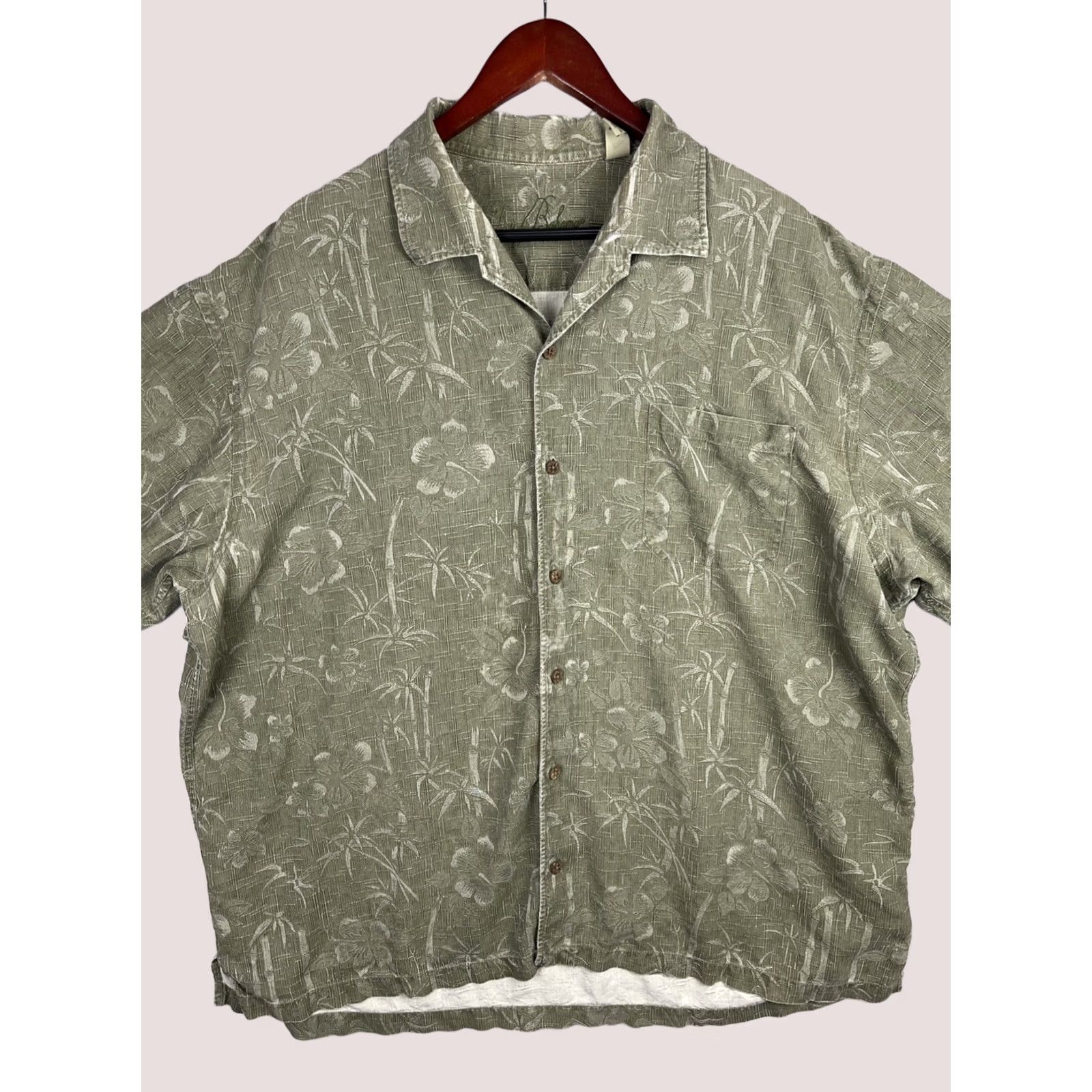 Tommy Bahama Tommy Bahama Shirt Mens 2XL Khaki Floral Hawaiian Silk Casual Shirt Casual Wear Mens 2XL Size US XXL / EU 58 / 5 - 1 Thumbnail