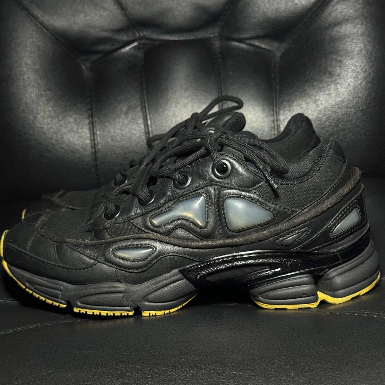 Adidas × Raf Simons 6,5us Adidas Raf Simons Ozweego Corn Black Size US 6.5 / EU 39-40 - 4 Thumbnail