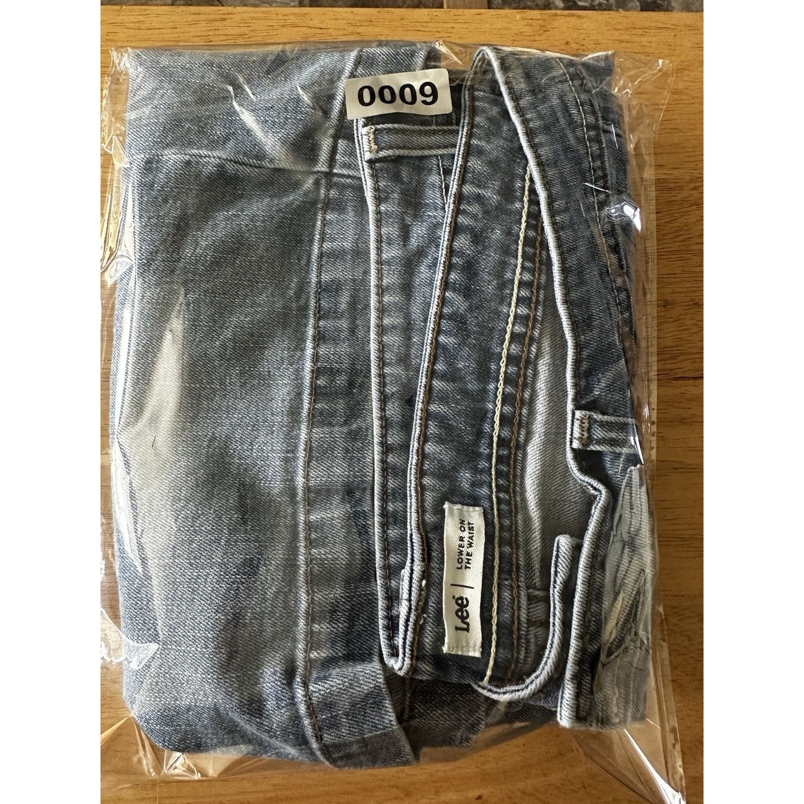 Lee Lee Lower on the Waist, Denim Jean Shorts 16M Grandma VTG Size 38" / US 16 / IT 52 - 12 Thumbnail