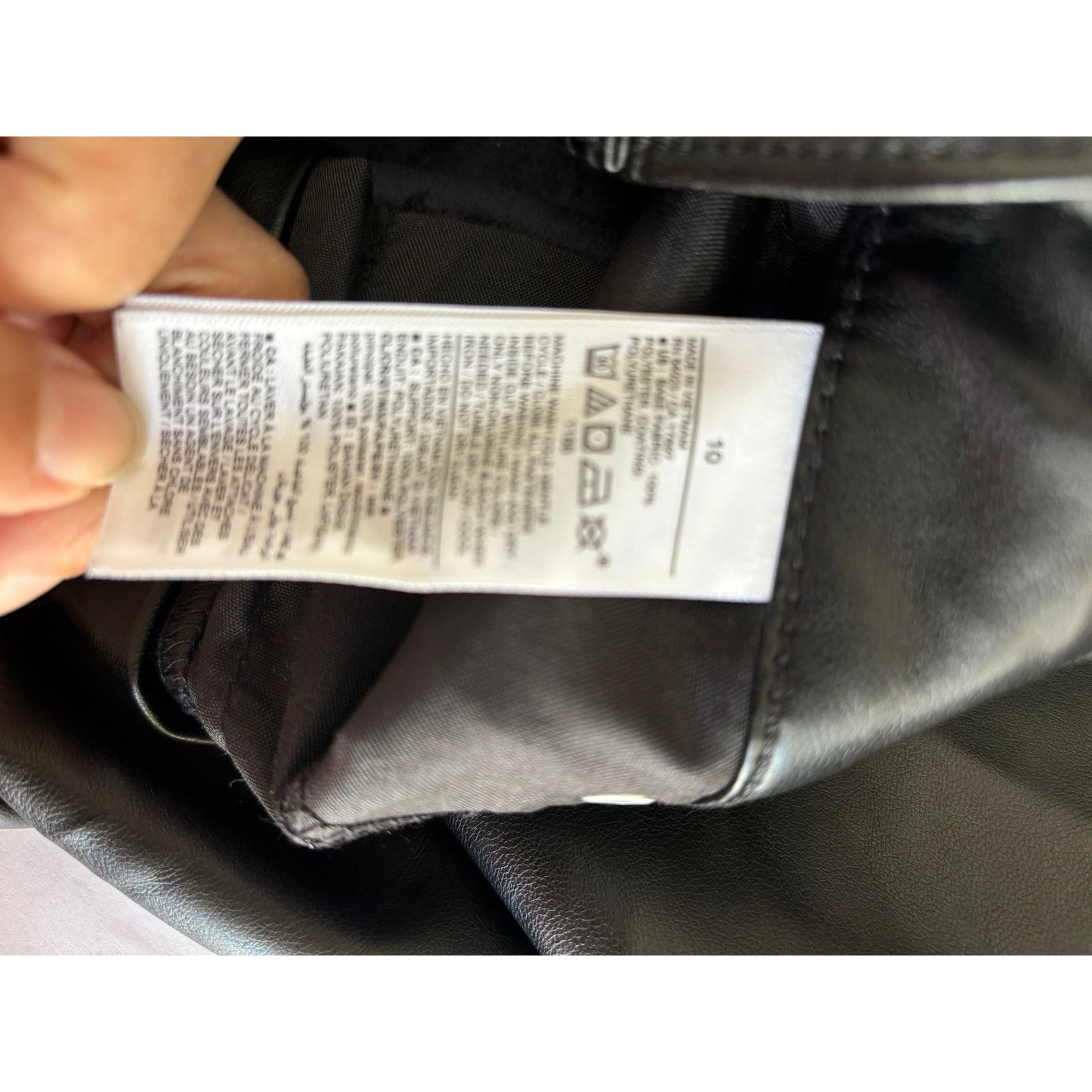 Old Navy NWT Old Navy Faux Leather High Rise Straight Pants Size 10 Size 32" / US 10 / IT 46 - 5 Thumbnail