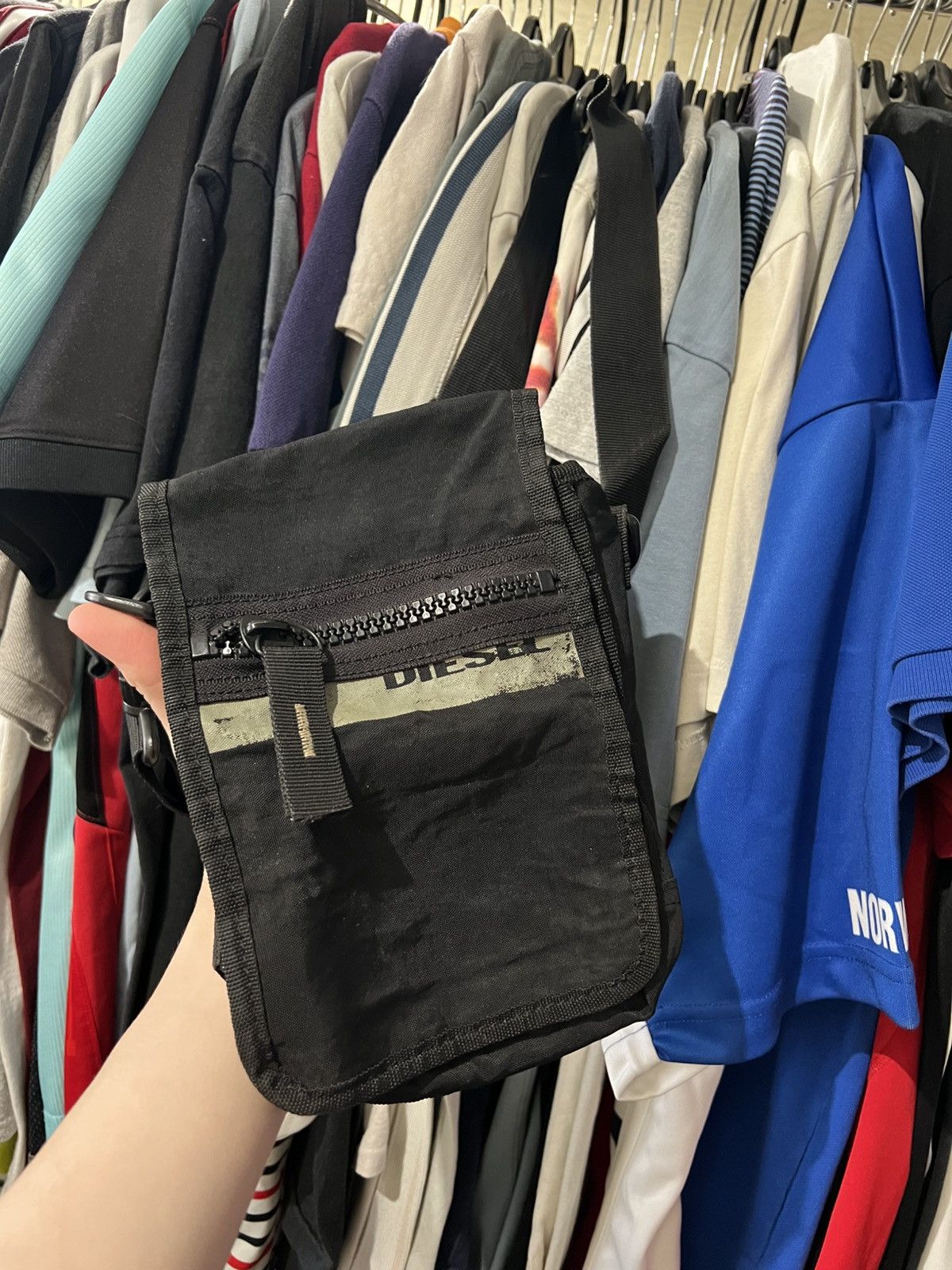 Avant Garde x Diesel Vintage 2000S Diesel Shoulder Distressed Bag Messenger Hype in Black, Men's