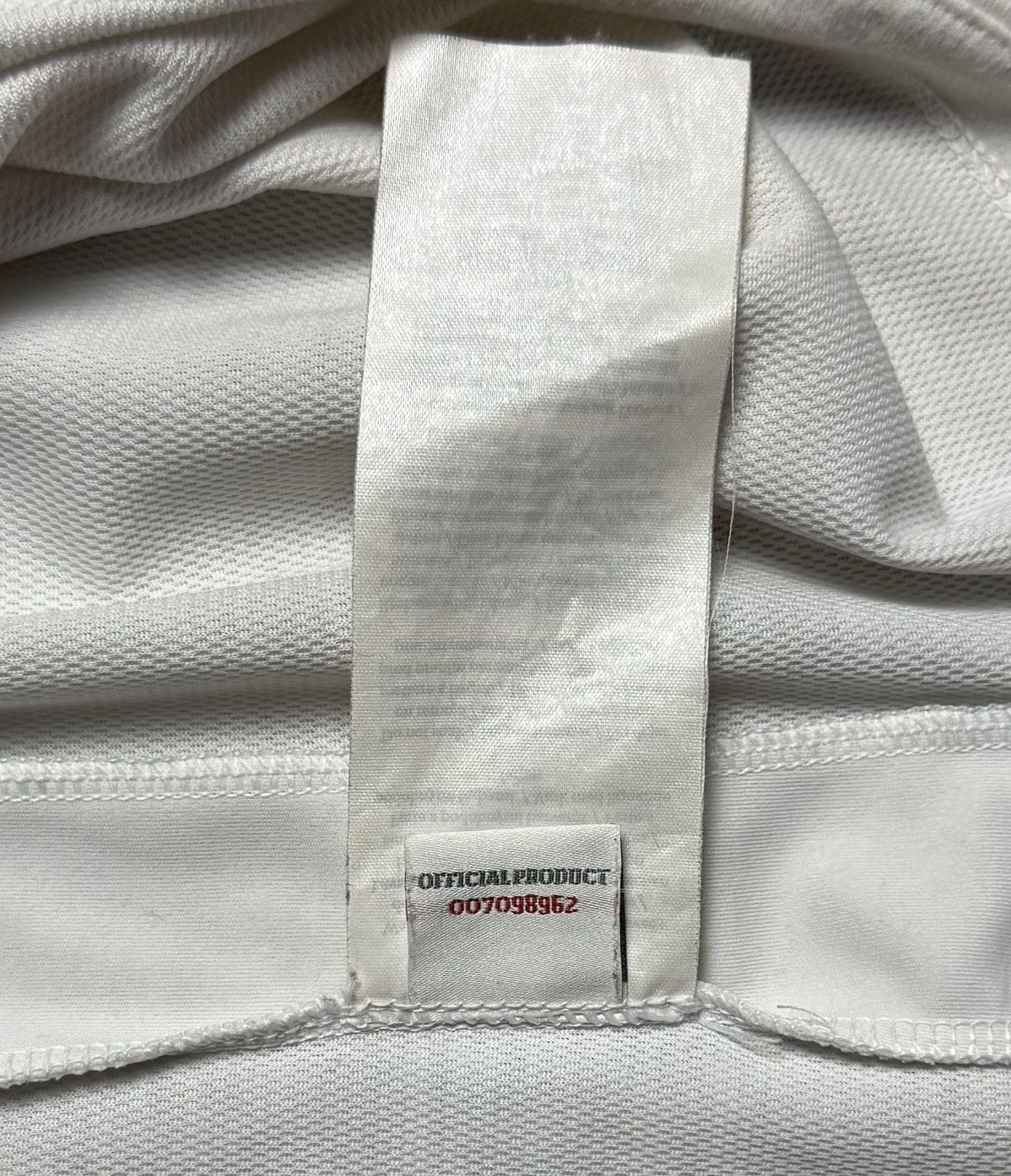 Umbro England 2010 2011 Home Shirt Soccer Jersey Umbro #10 Rooney Size US S / EU 44-46 / 1 - 17 Thumbnail