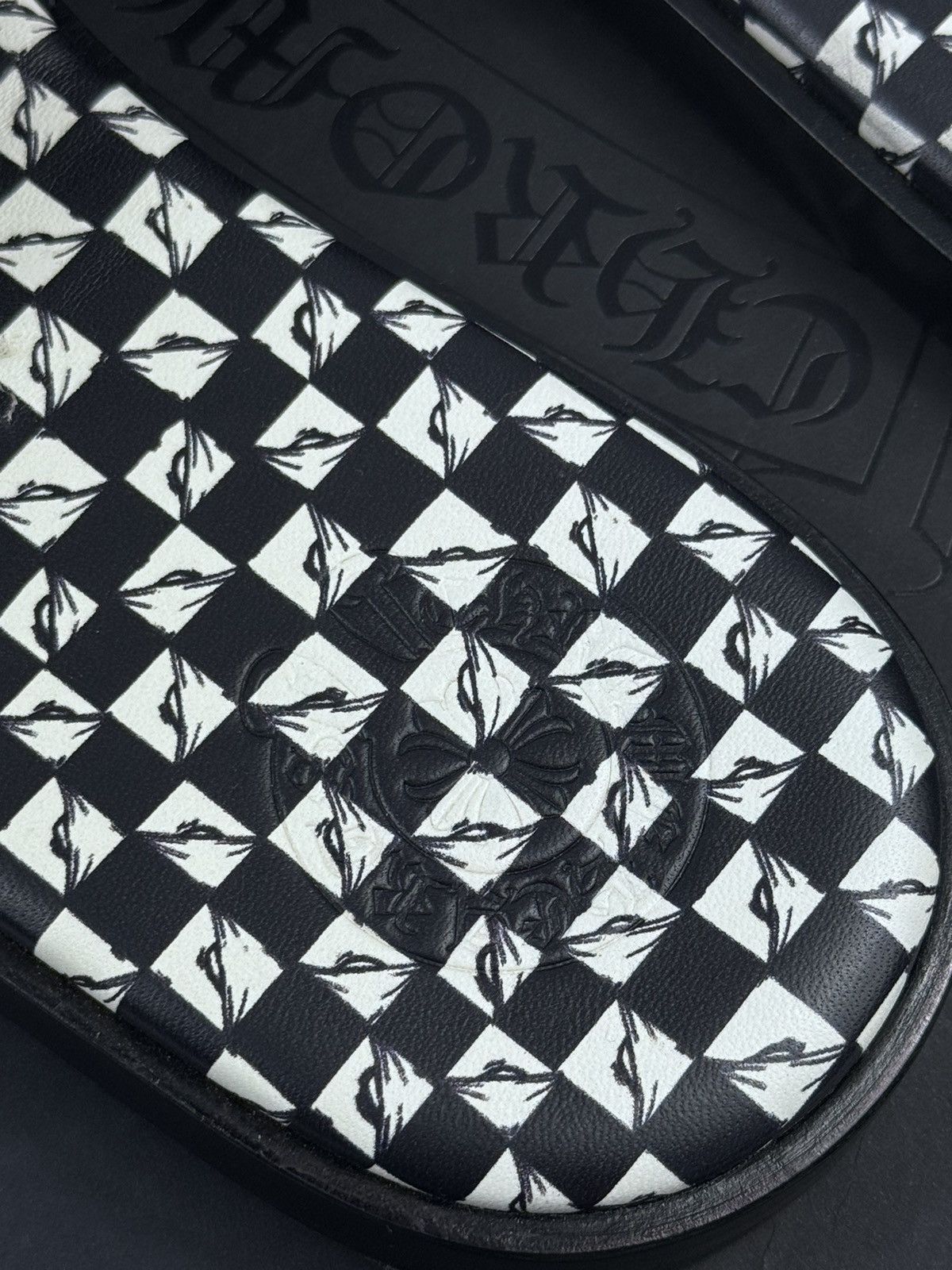 Chrome Hearts MATTY BOY 99 EYES LIPS SLIDES Size US 9 / EU 42 - 6 Thumbnail