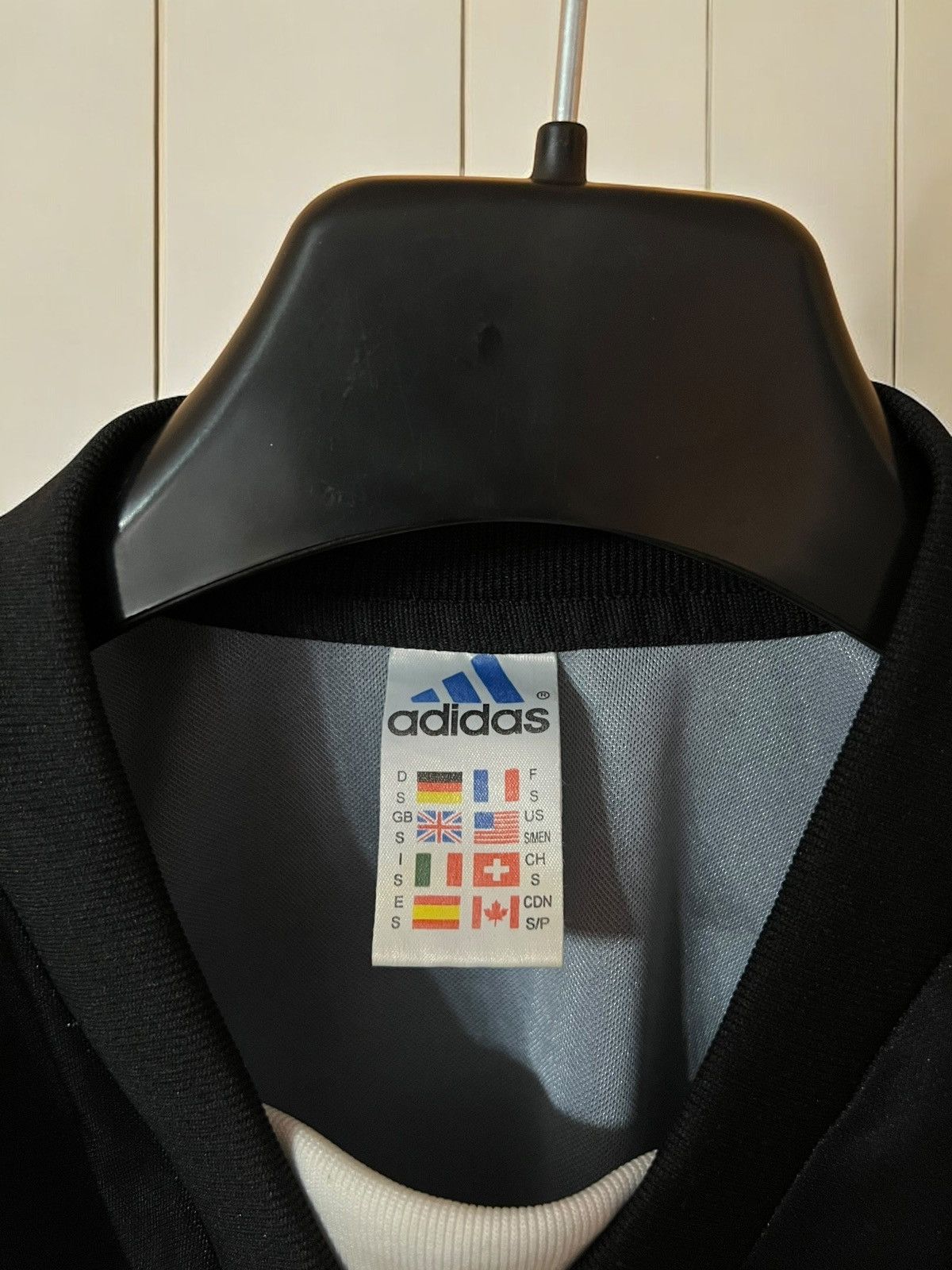 Adidas × Vintage ADIDAS 1990/01/02 VINTAGE GOALKEEPER TEMPLATE GK JERSEY RARE Size US S / EU 44-46 / 1 - 7 Thumbnail