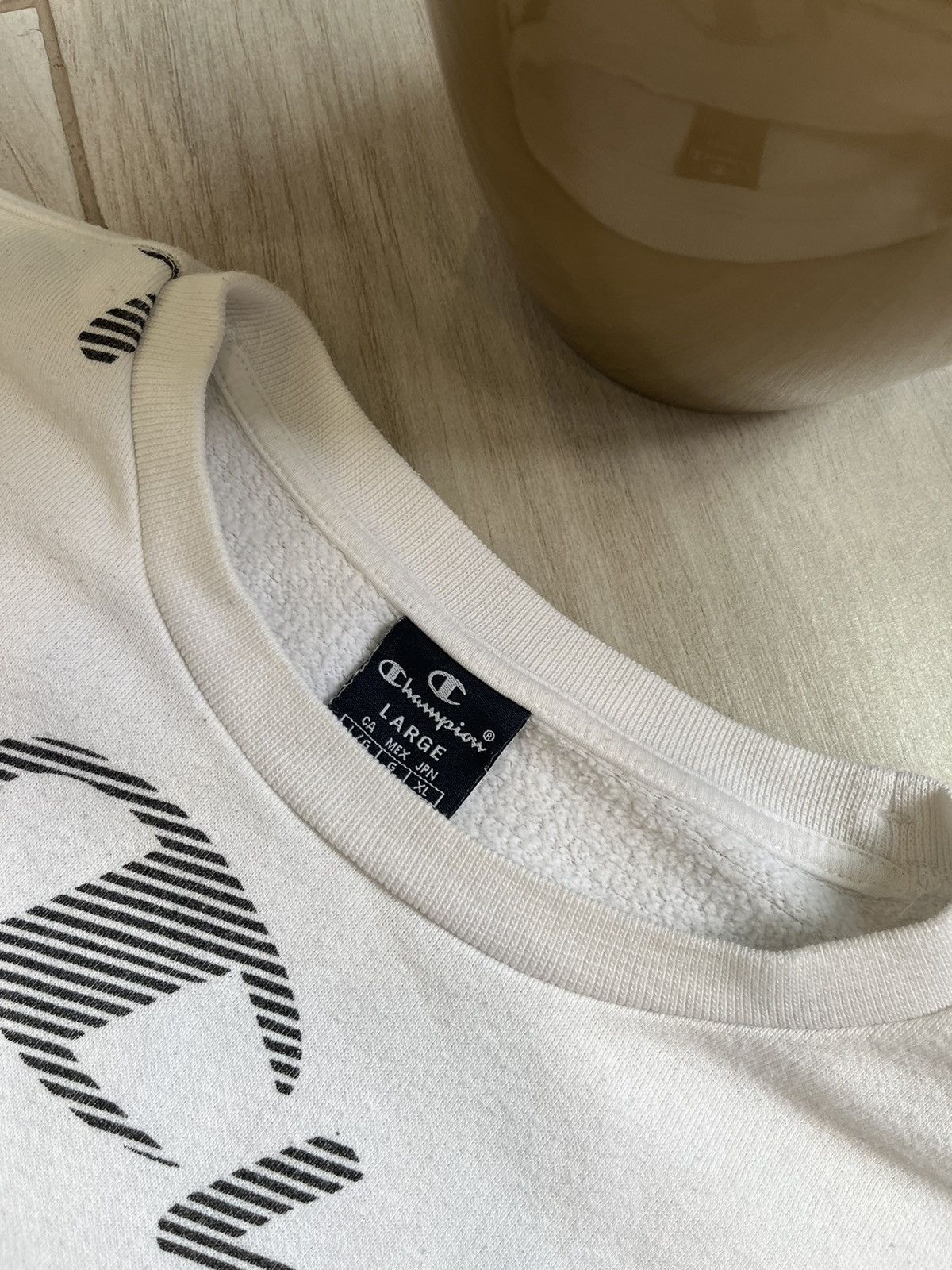 Champion × Vintage Vintage Champion sweatshirt logo monogram sportswear Size US L / EU 52-54 / 3 - 13 Thumbnail