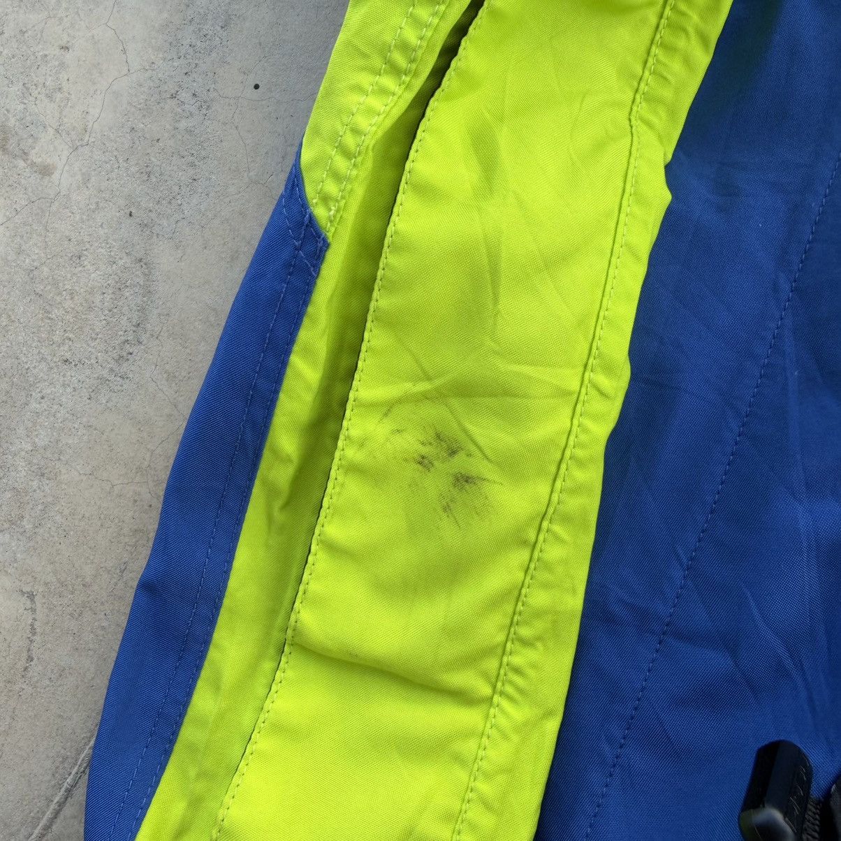 Nike ACG 90s Nike ACG Storm Fit waterproof Jacket Size US S / EU 44-46 / 1 - 13 Thumbnail