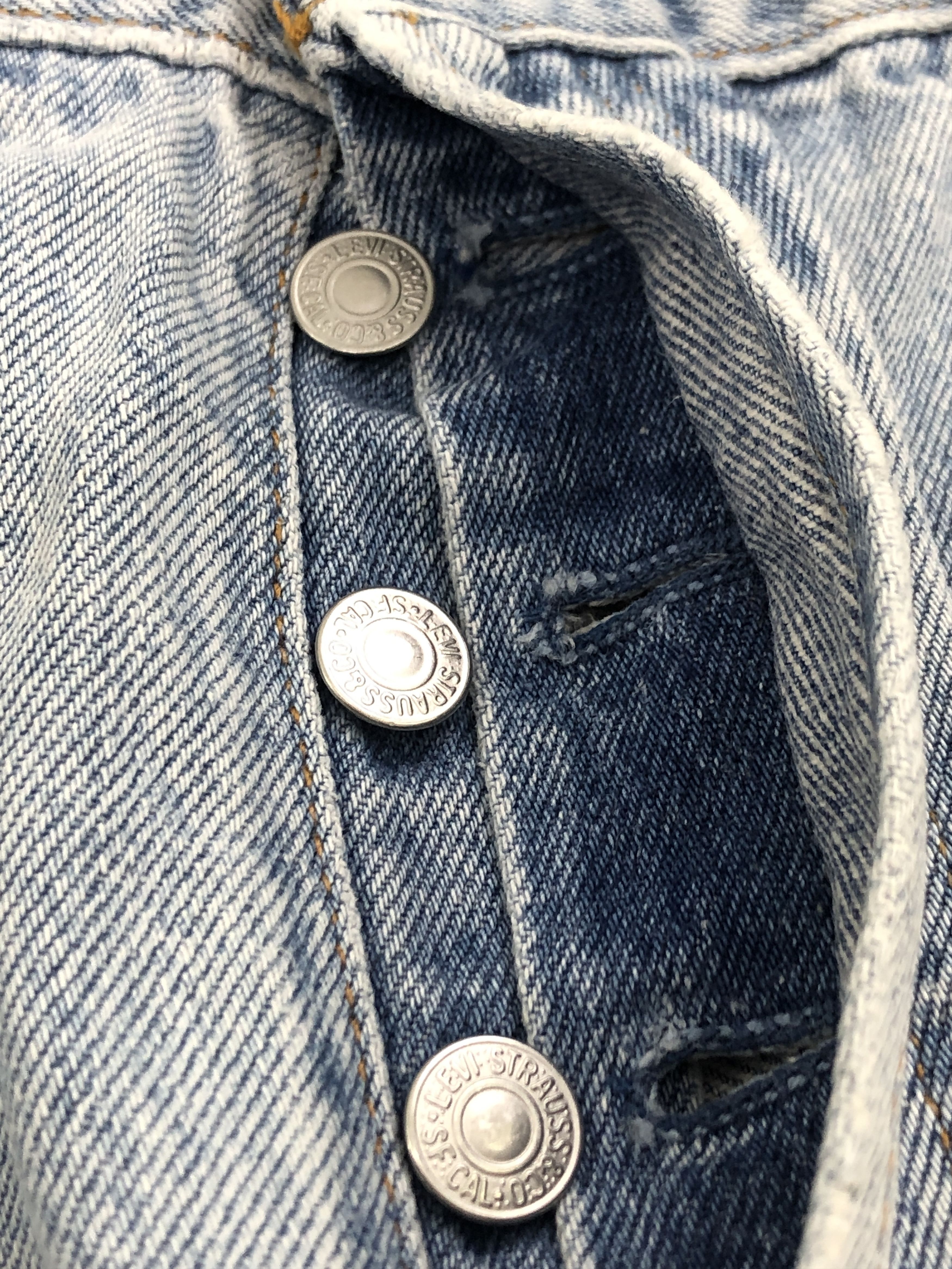 Light Blue Washed Vintage 90s Levis 501 Jeans