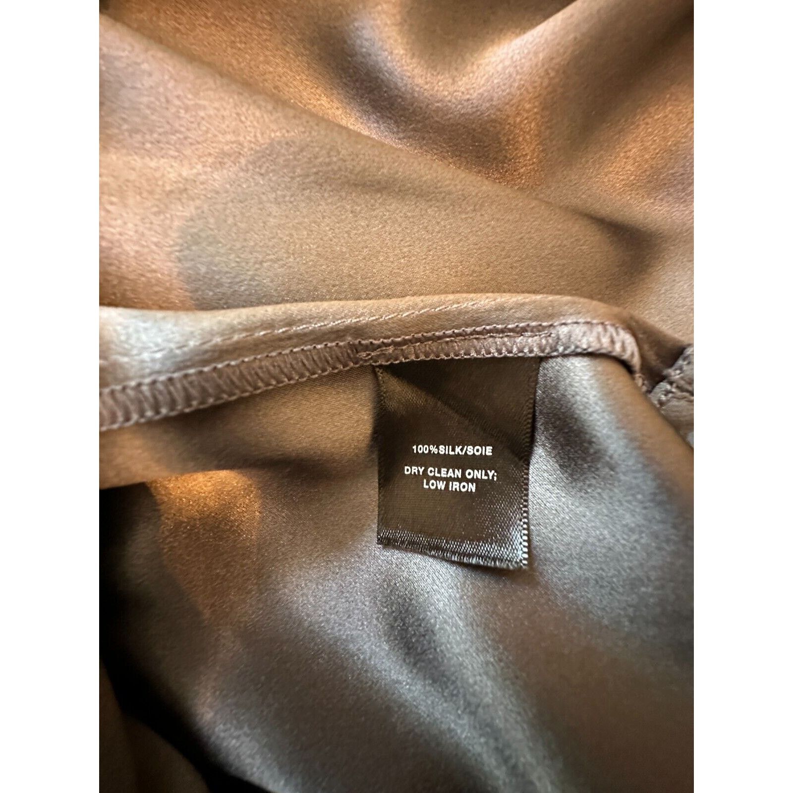 Lafayette 148 Lafayette 148 New York Silk Blouse Silver Dressy Casual Size M / US 6-8 / IT 42-44 - 8 Thumbnail