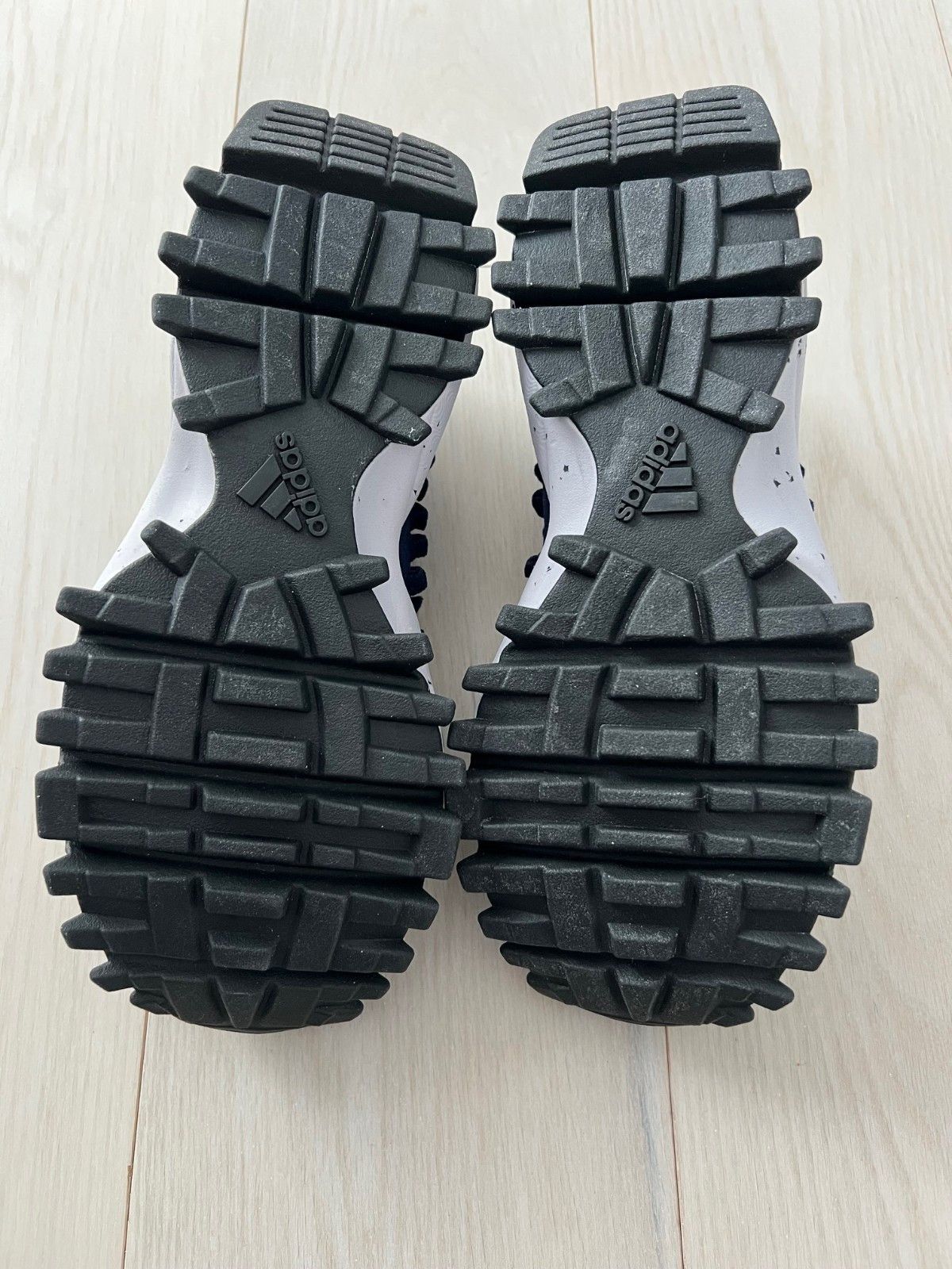 Stella McCartney Adidas Seeulater Stella McCartney JI2461 Sneakers Team ( 7 ) Size US 7 / IT 37 - 6 Thumbnail