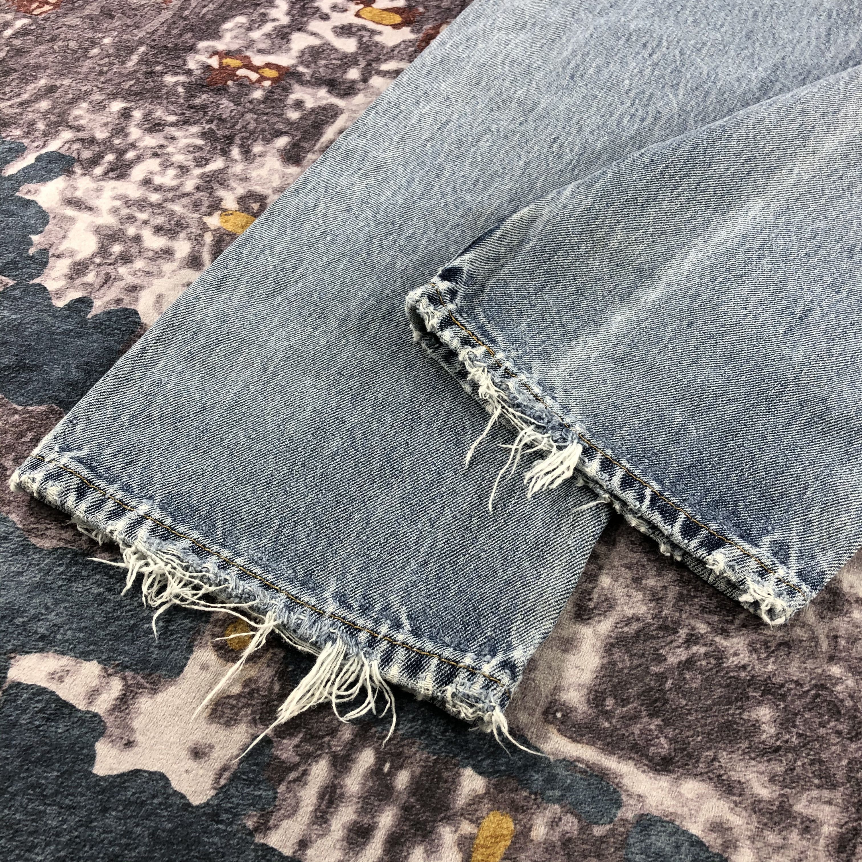 Levi's × Vintage Vintage Blue Wash Levis 505 Jeans-JM2533 Size US 33 - 4 Thumbnail