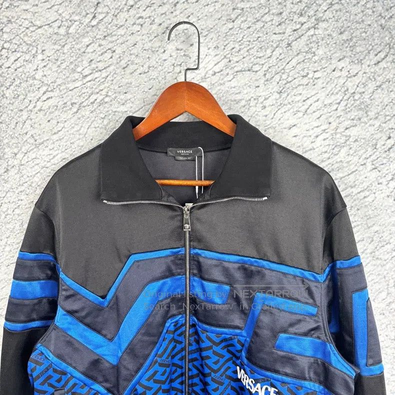 Versace Versace Back pattern logo stand-up collar sports jacket Size US XXL / EU 58 / 5 - 3 Thumbnail