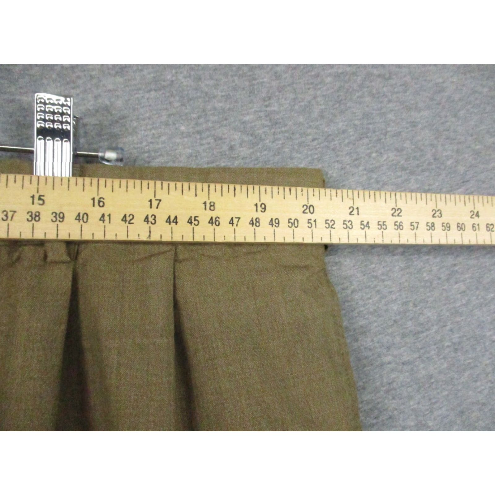 Brooks Brothers Brooks Brothers Pants Mens 40 Brown Madison Fit Trousers Wool Made in USA Dress Pants Mens Regular 40 Brown Wool Madison Suit Pants 100% Wool Size 40R - 3 Thumbnail