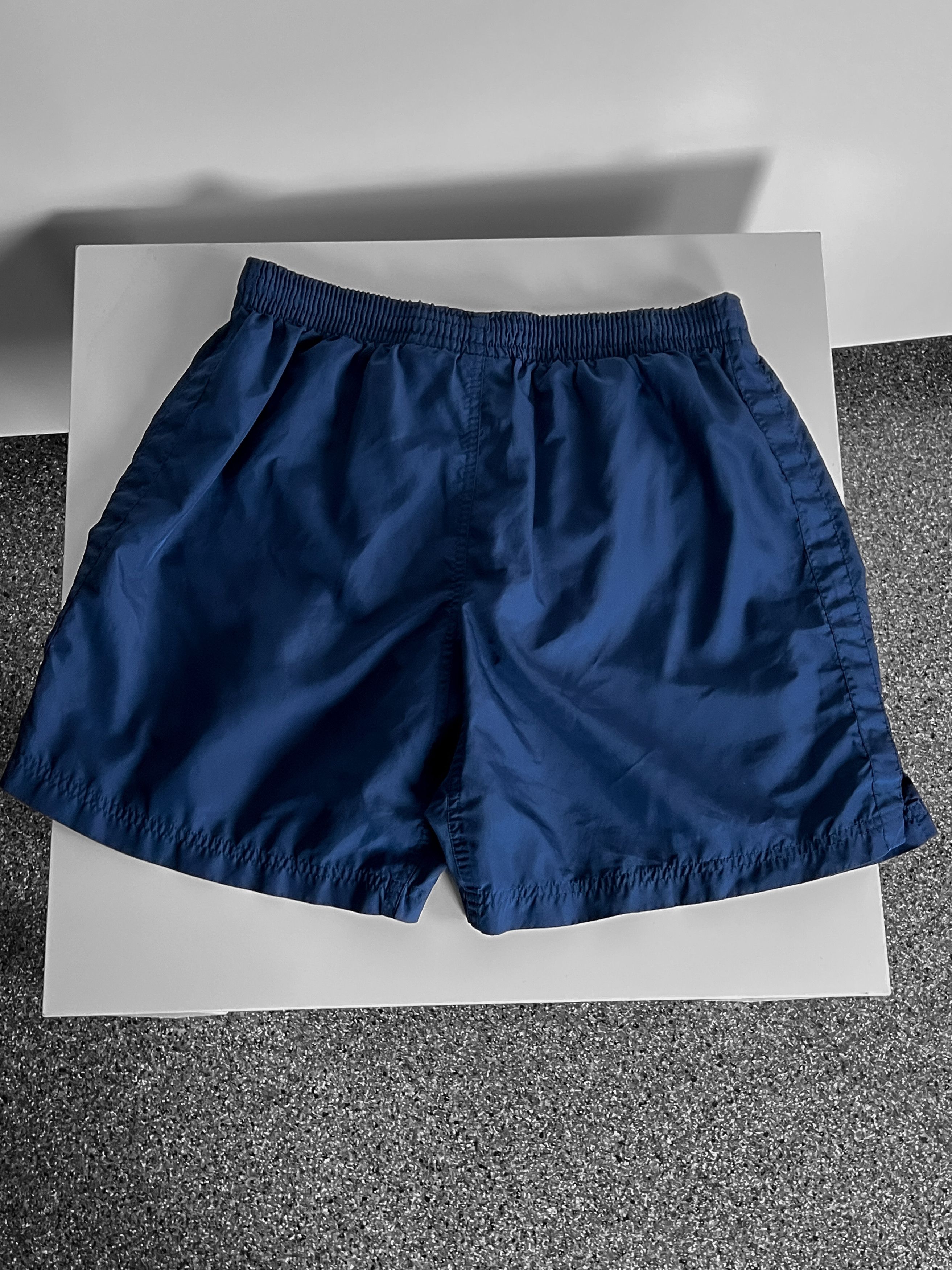 Nike Nike Vintage 90`s Men`s Shorts Size US 32 / EU 48 - 11 Thumbnail