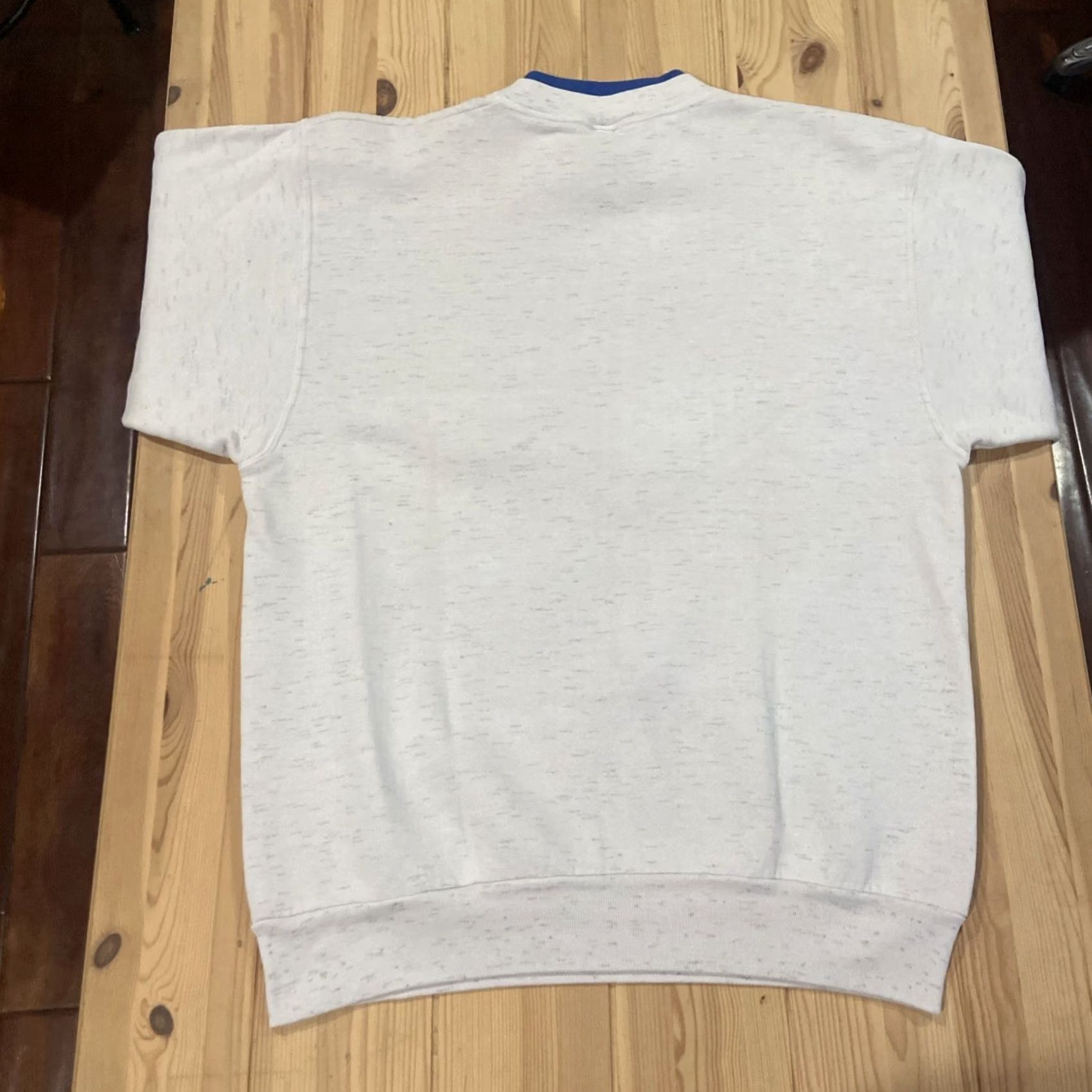 Vintage VINTAGE Oneita Sweatshirt Sweatshirt White XL Relaxed Fit 80s Graphic Print Cat Dog Christmas Animals Crew Neck Pullover Women Size XL / US 12-14 / IT 48-50 - 3 Thumbnail