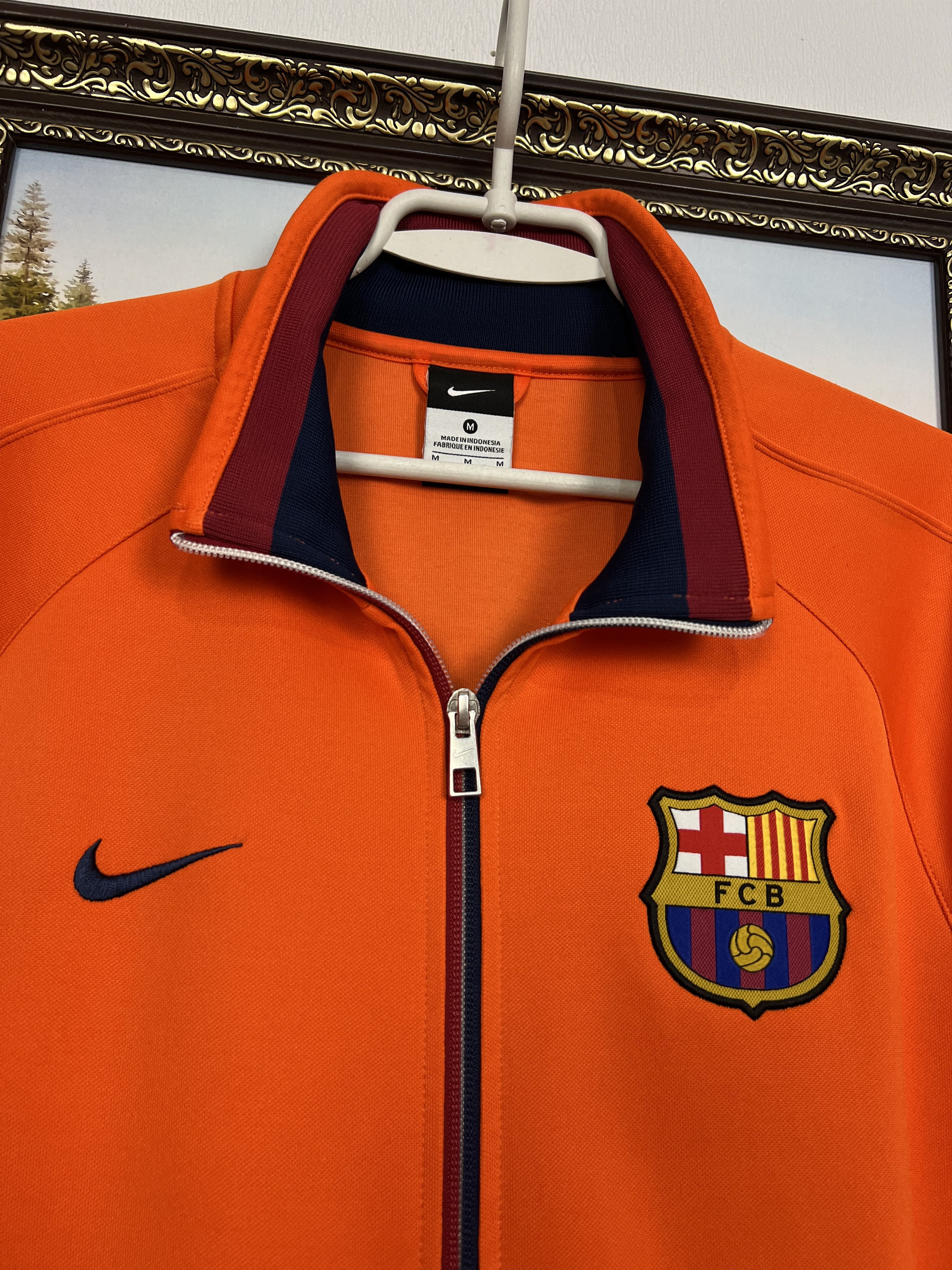 Nike Vintage Nike FC Barcelona Football Jacket Soccer Track Top Size US M / EU 48-50 / 2 - 3 Thumbnail