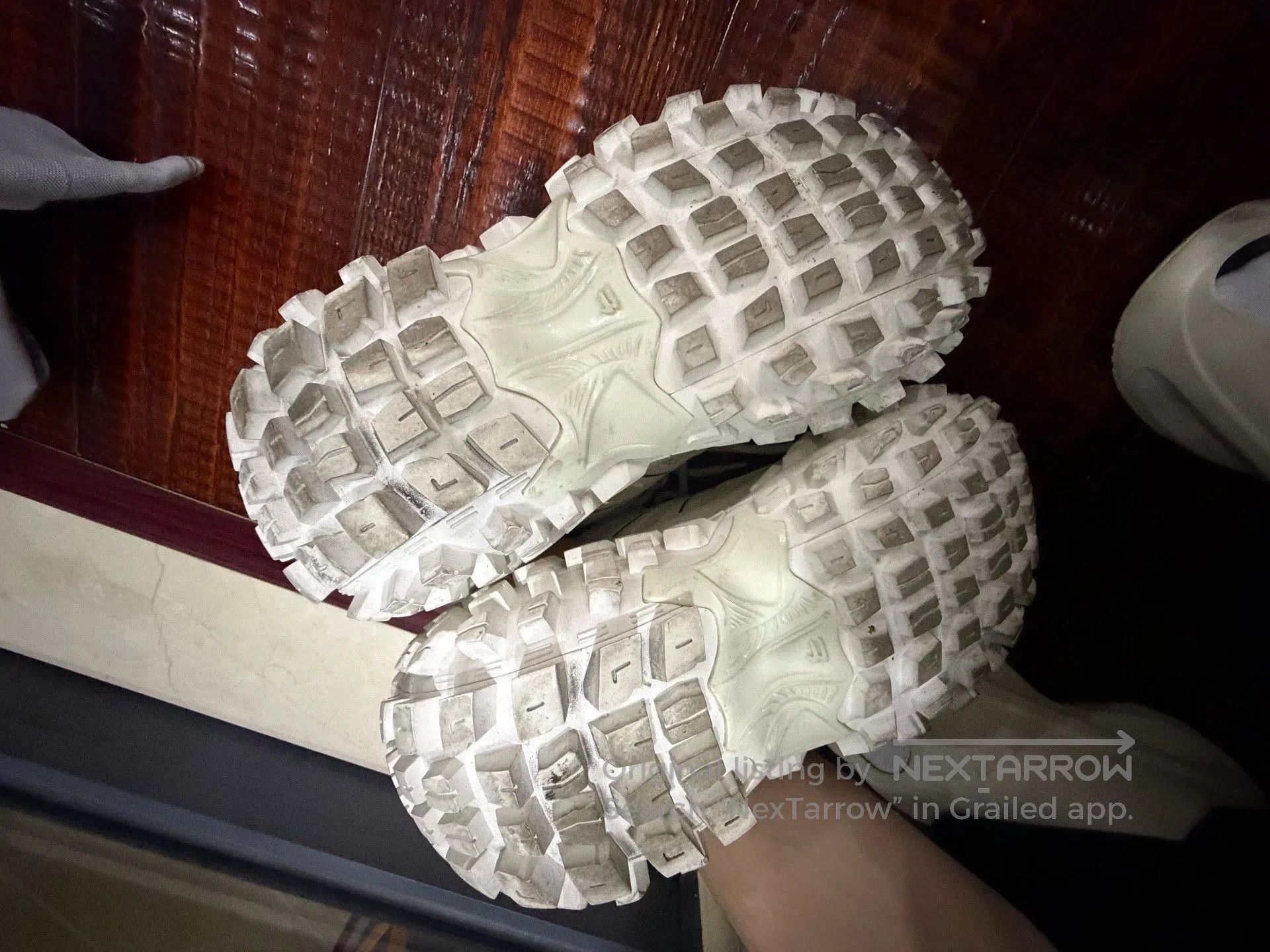 Balenciaga Balenciaga Defender White Distressed Sneakers. Size US 9 / EU 42 - 4 Thumbnail
