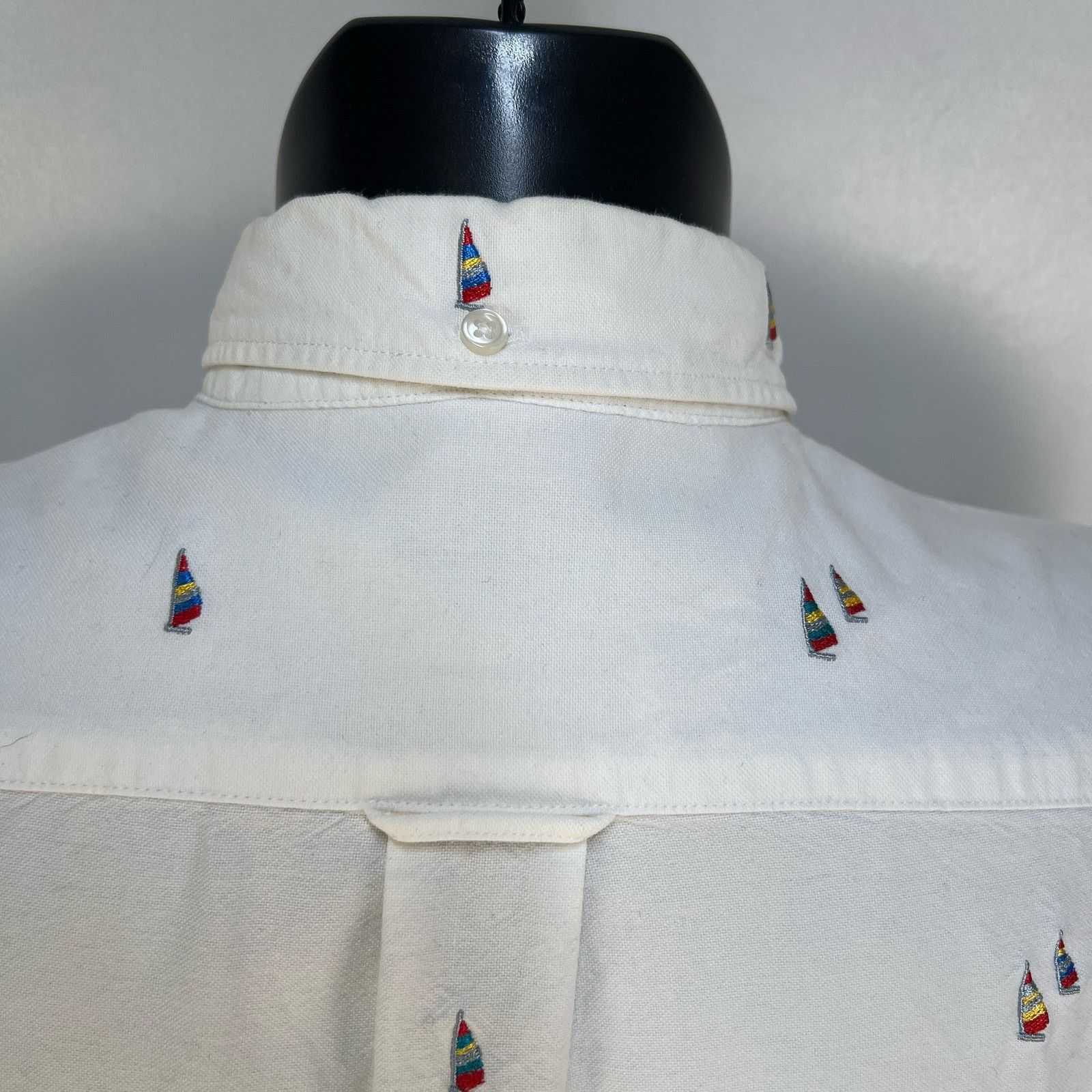 J.Crew J.Crew Oxford Embroidered Sailboat Button Down Slim Shirt Size US M / EU 48-50 / 2 - 9 Thumbnail