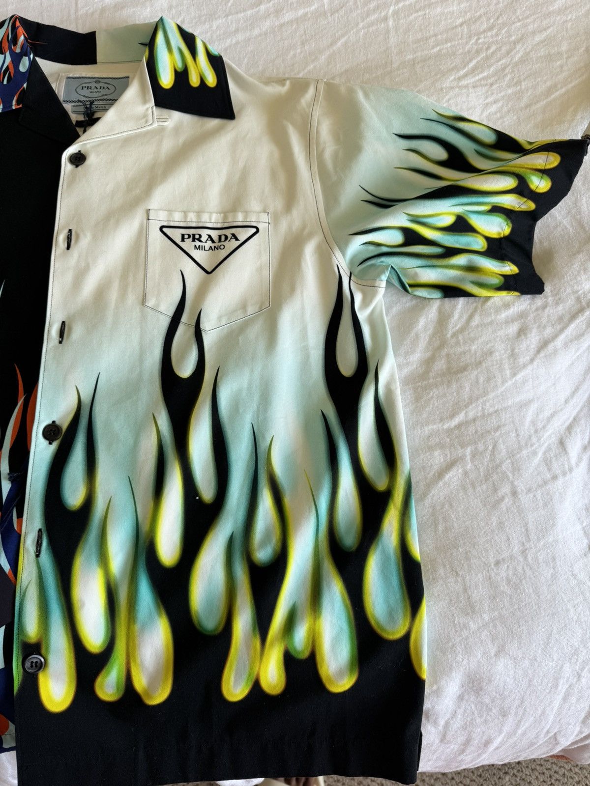 Prada PRADA DOUBLE MATCH FLAME SHORT SLEEVE BUTTON UP SHIRT Size US M / EU 48-50 / 2 - 3 Thumbnail
