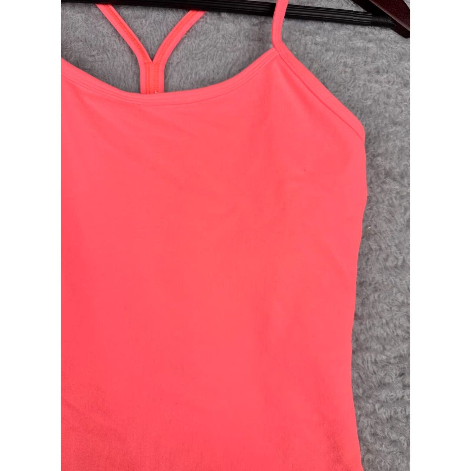 Lululemon Lululemon Shirt Women 4 Pink Power Tank Luon Gym Yoga W1A98S Size S / US 4 / IT 40 - 3 Thumbnail