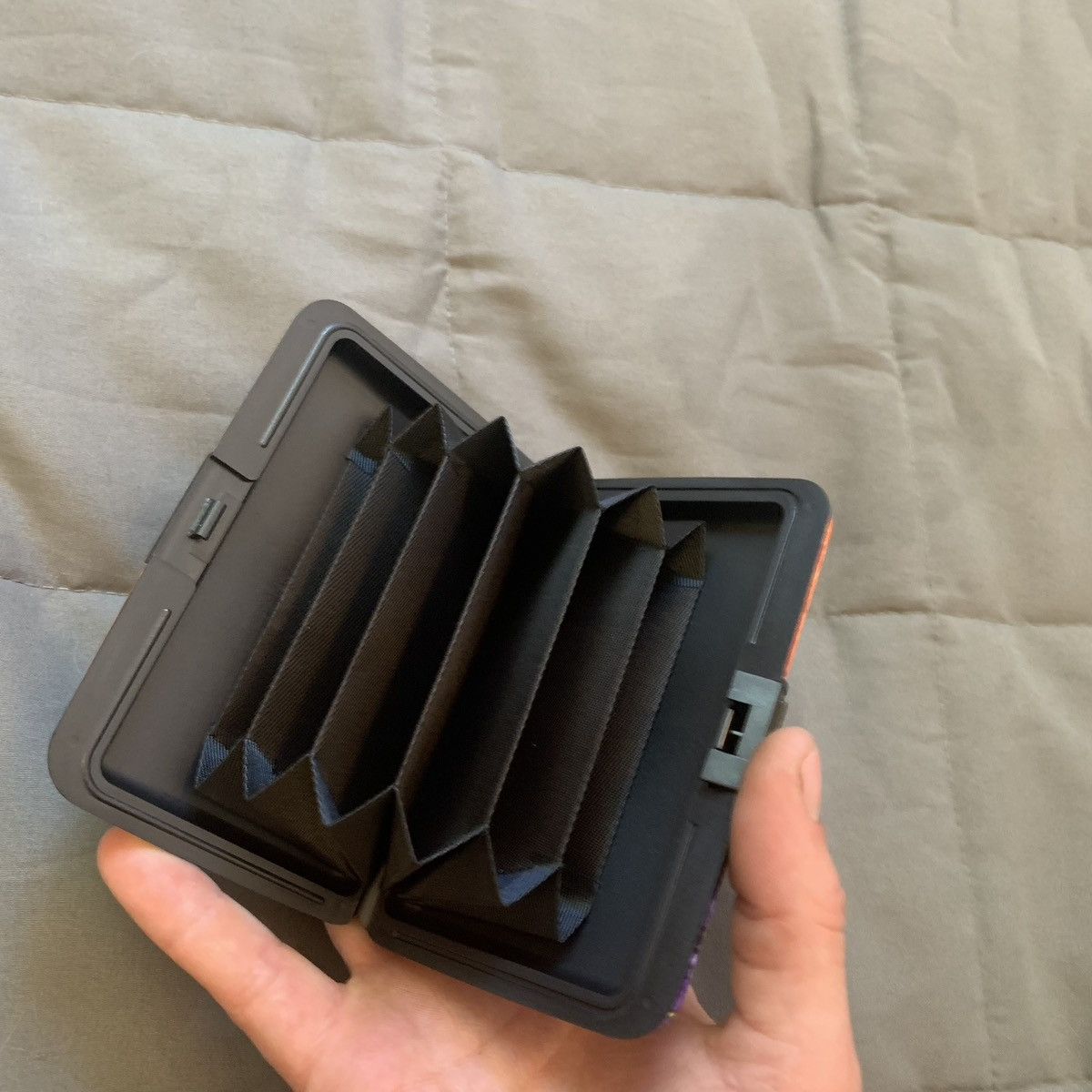 Other Armored card holder Size ONE SIZE - 2 Thumbnail