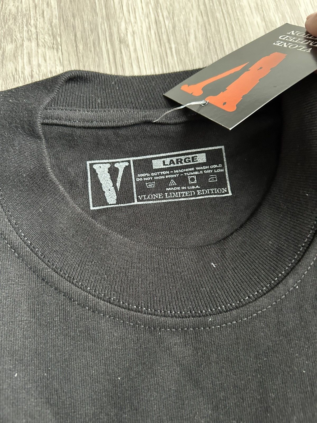 Vlone Vlone FRIENDS Rhinestone T-Shirt Size Large Size US L / EU 52-54 / 3 - 7 Thumbnail