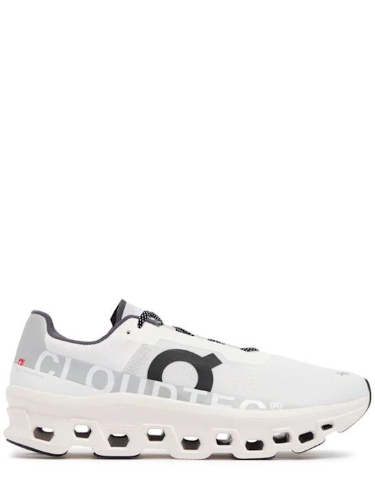o1lsvrm0425 Cloudmonster Sneakers in White
