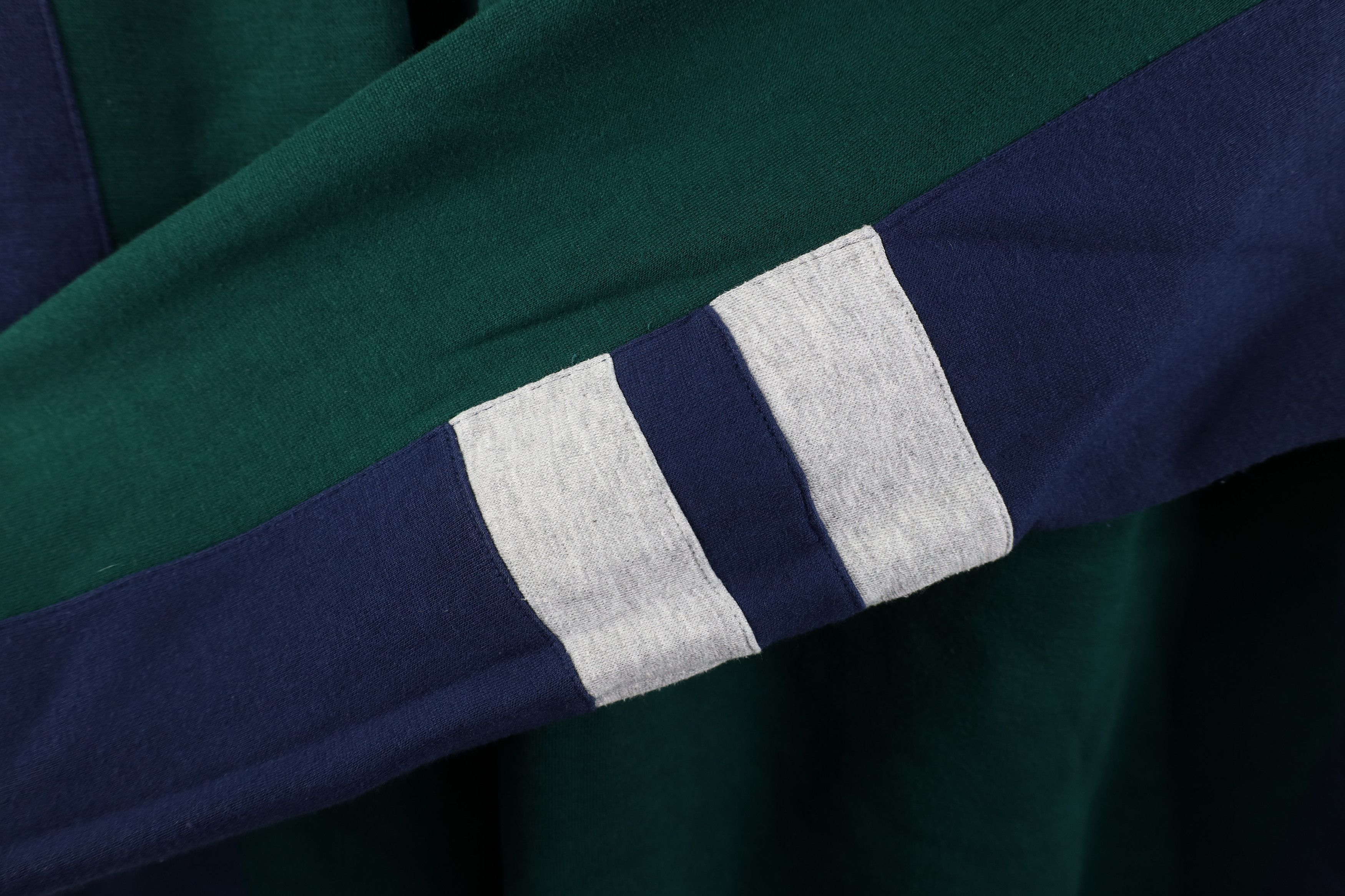 Vintage Vintage 90s Streetwear Block Striped Crewneck Sweatshirt Size US XL / EU 56 / 4 - 6 Thumbnail