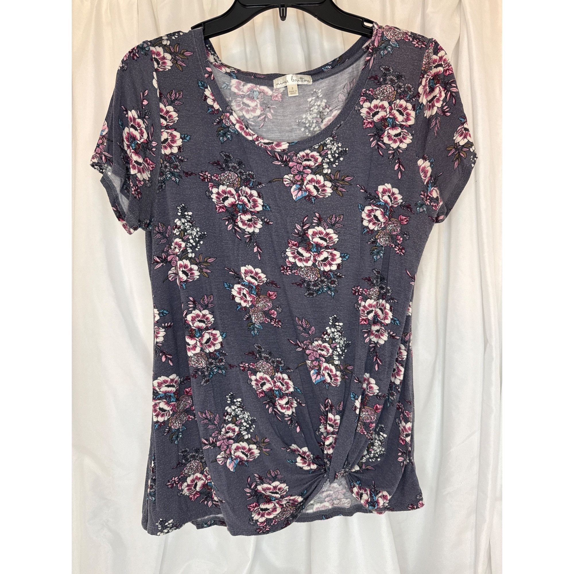 Other Floral Knot Front Tee Short Sleeve Gray Top By Nine Britton Size S / US 4 / IT 40 - 3 Thumbnail