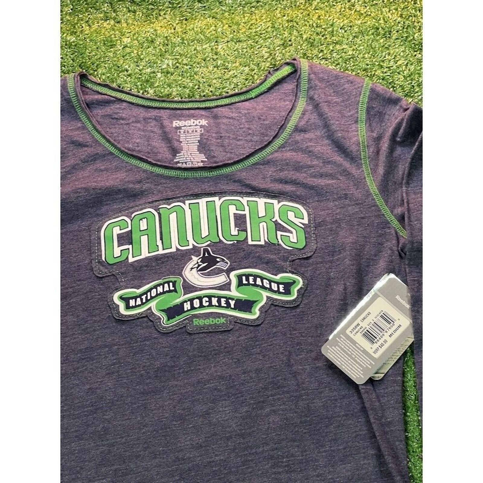Reebok NWT Reebok Vancouver Canucks Women's NHL Blue Green Size MD Size M / US 6-8 / IT 42-44 - 2 Thumbnail
