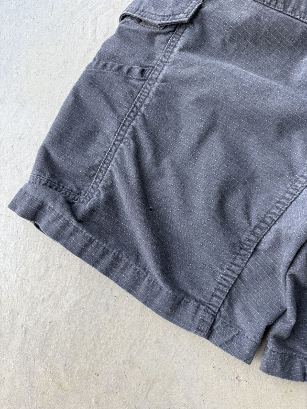 Carhartt Vintage Grey Carhartt Workwear Shorts Size US 34 / EU 50 - 6 Thumbnail