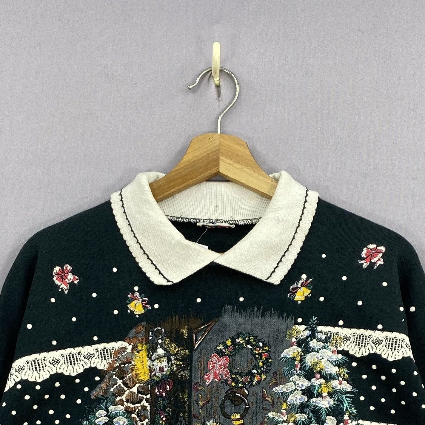 Vintage Vintage 90s Christmas Village Sweater Collared Sweatshirt Size US L / EU 52-54 / 3 - 4 Thumbnail