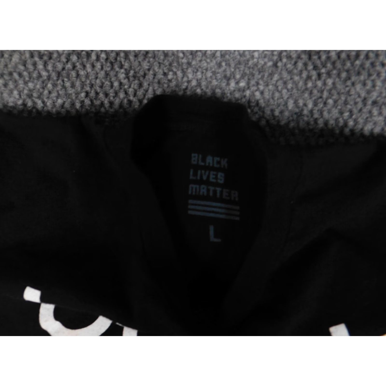 Vintage Black Lives Matter Womens Shirt L Black Short Sleeve Round Neck Casual Basic Blouse 100% Cotton Lightweight Womens Size L / US 10 / IT 46 - 6 Thumbnail