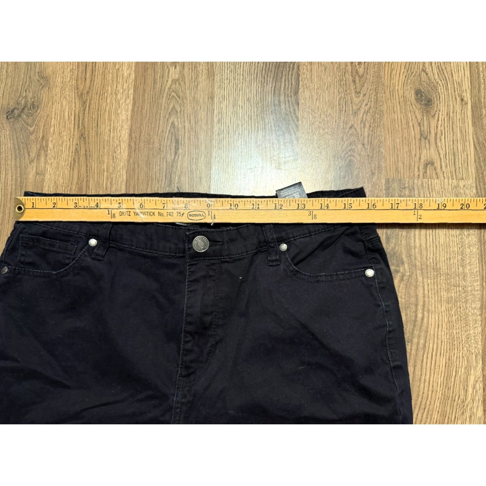 Buffalo David Bitton Buffalo David Bitton Pants Women's Size 12/32 Black Stretch Skinny Ankle Grazer Pants Size 34" / US 12 / IT 48 - 4 Thumbnail
