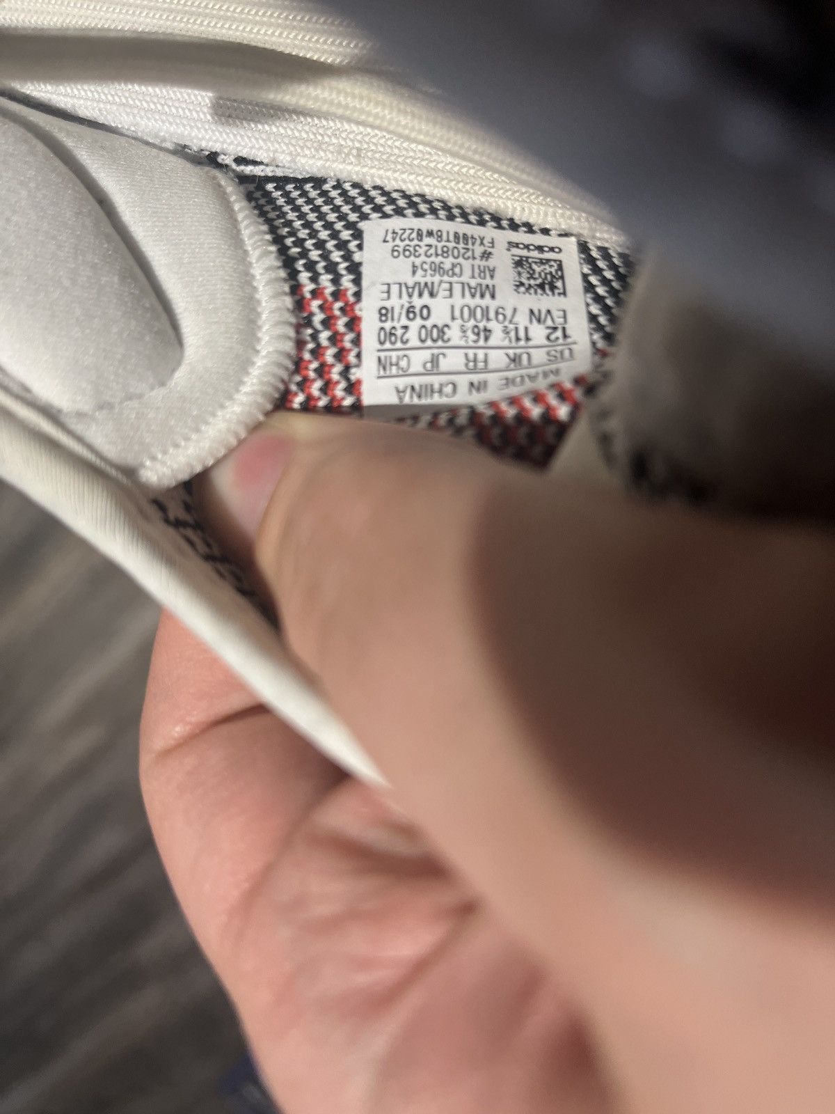 Yeezy Yeezy zebra v2 Size US 12 / EU 45 - 5 Thumbnail
