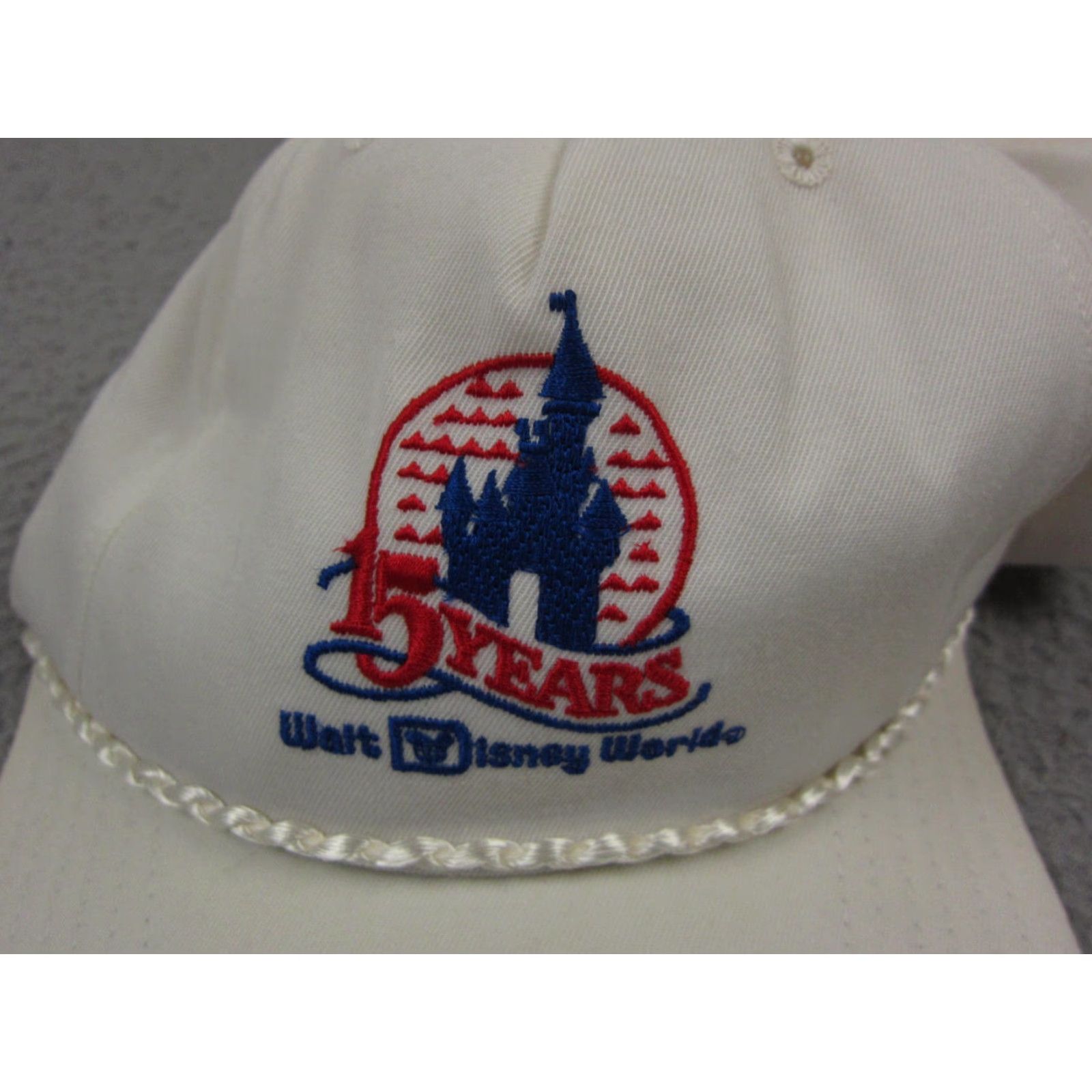 New Era VINTAGE Walt Disney World Snap Back Hat Cap White Mens New Era Made in USA 80s 90s Adjustable Snapback Size ONE SIZE - 2 Thumbnail
