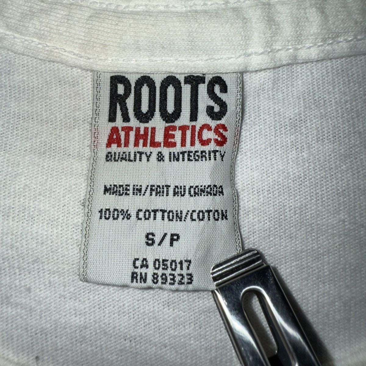 Roots Vintage 90s Roots Canada Flag Single Stitch Made In Canada Size US S / EU 44-46 / 1 - 4 Thumbnail