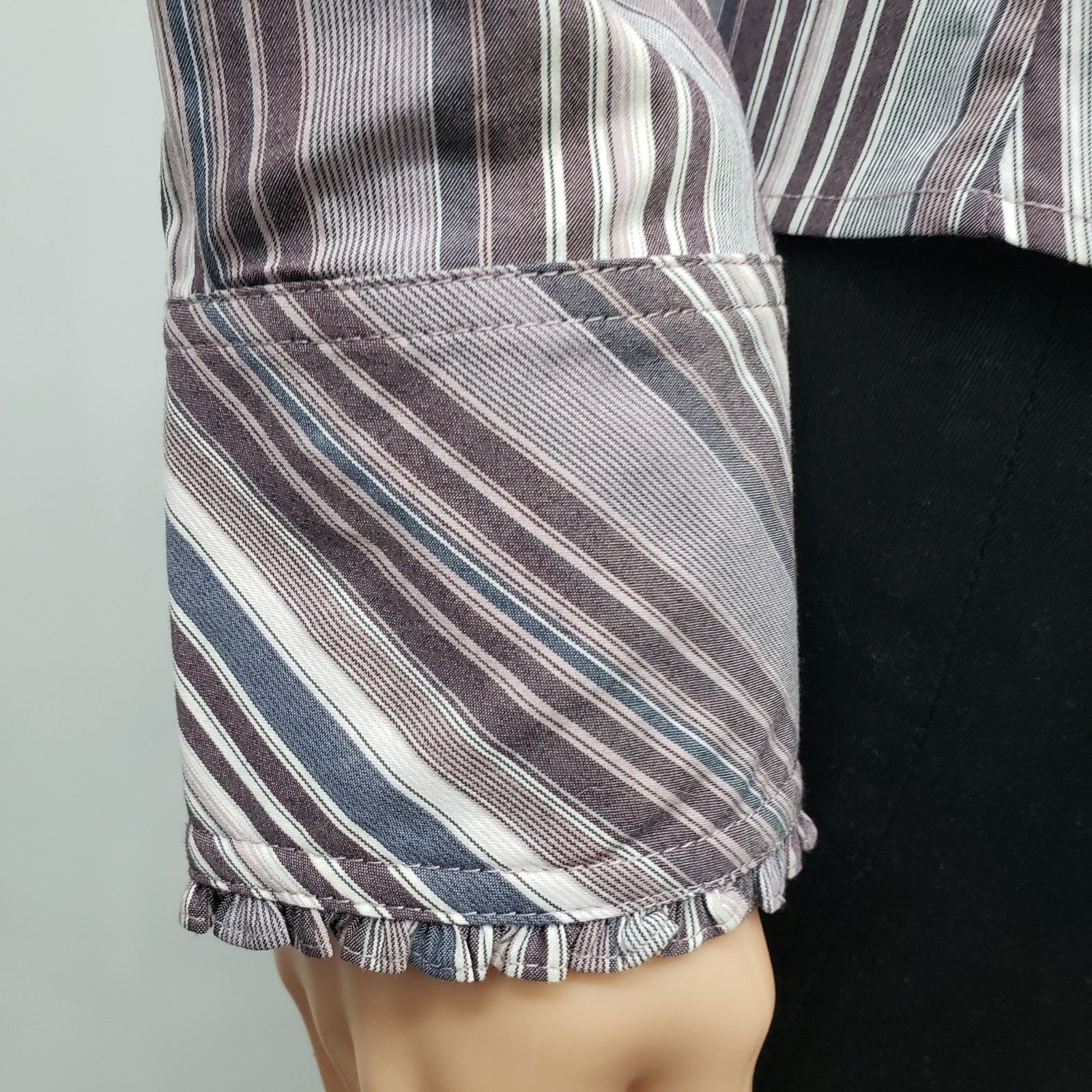 Elie Tahari Elie Tahari Blouse Ruffled Front Cuffs S Button down Striped Size S / US 4 / IT 40 - 9 Thumbnail