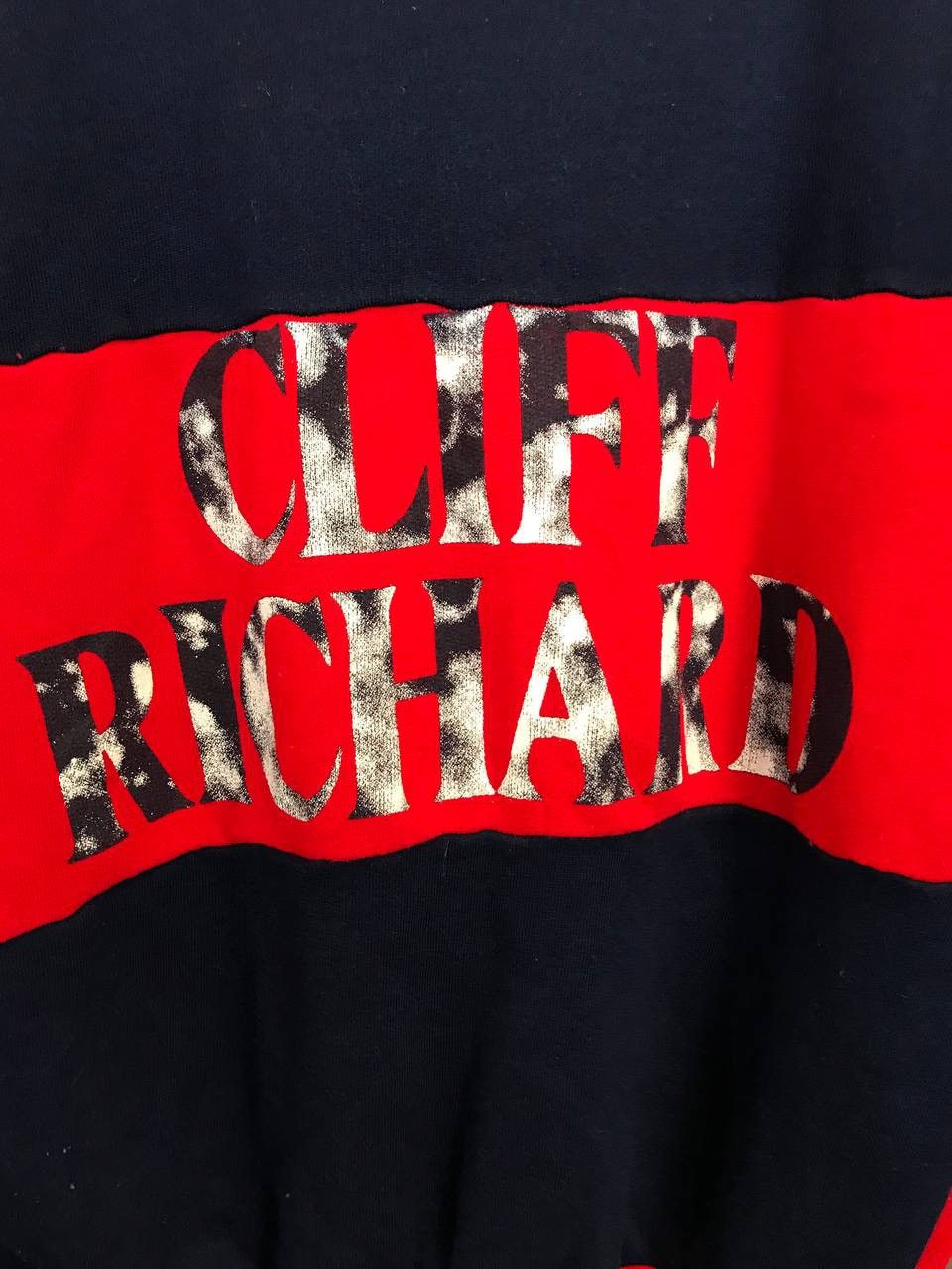 Band Tees Cliff Richard 1990 vintage band tour sweatshirt Size US L / EU 52-54 / 3 - 3 Thumbnail