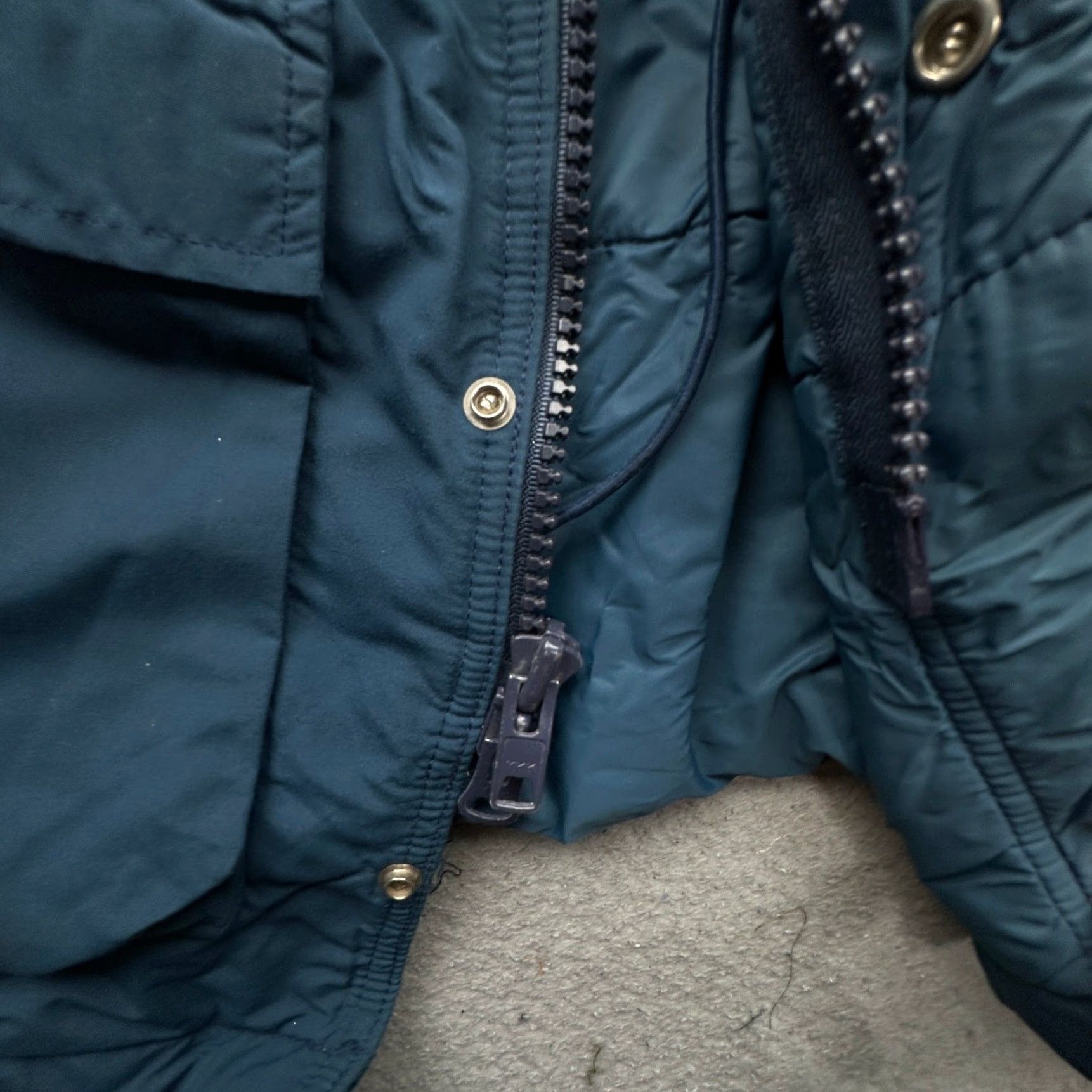 Vintage VINTAGE LL Bean Baxter State Parka Jacket Coat Womens Medium Hooded Navy Puffer Jacket Coat Size M / US 6-8 / IT 42-44 - 7 Thumbnail
