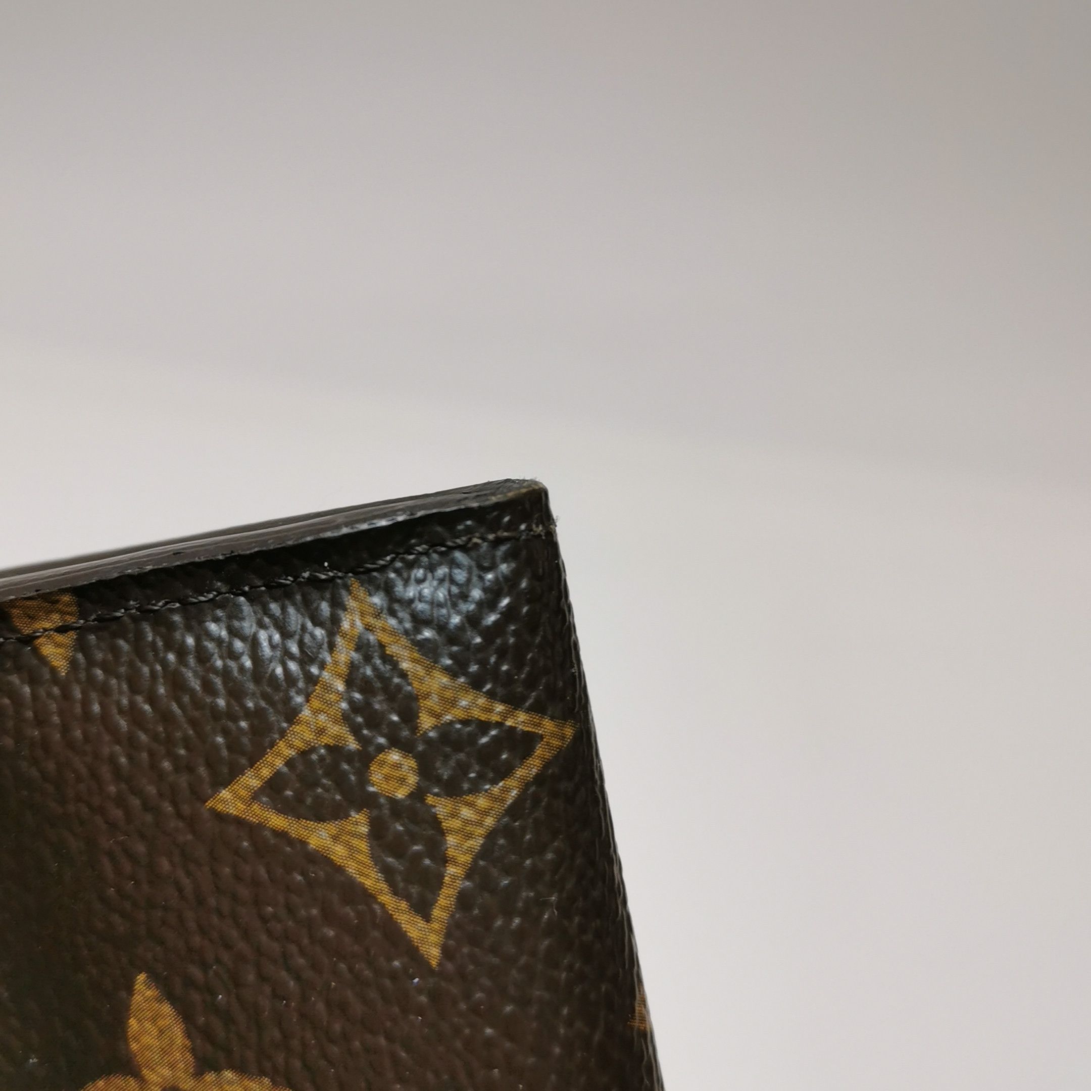 Louis Vuitton Louis Vuitton (LV) Emilie leather Monogram print snap walle Size ONE SIZE - 8 Thumbnail