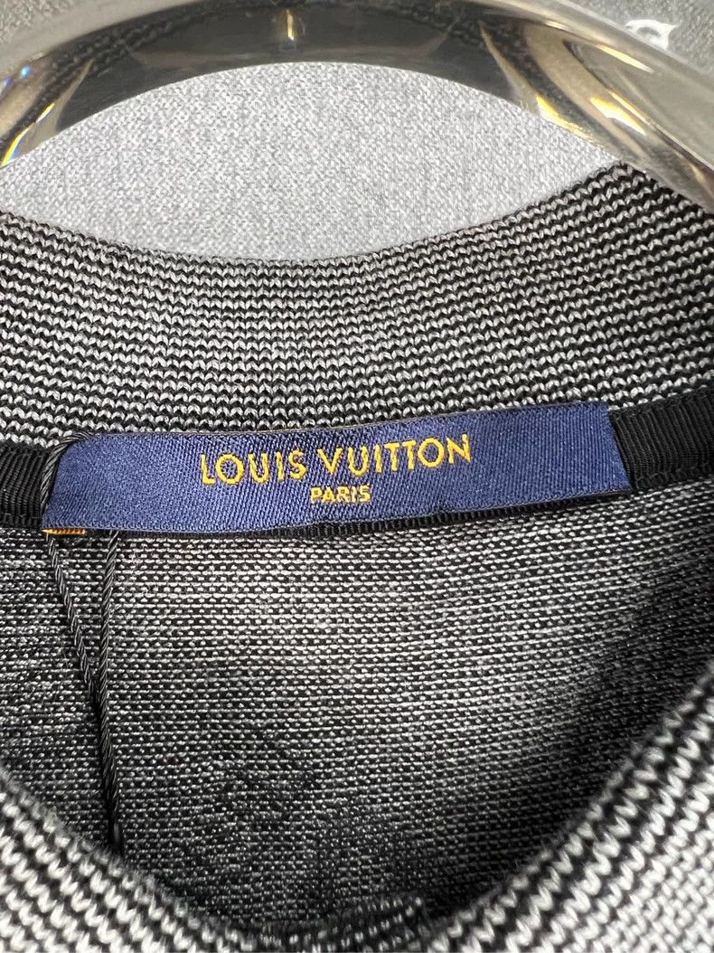 Louis Vuitton Louis Vuitton Bullet screen full LOGO short sleeve Size US L / EU 52-54 / 3 - 3 Thumbnail