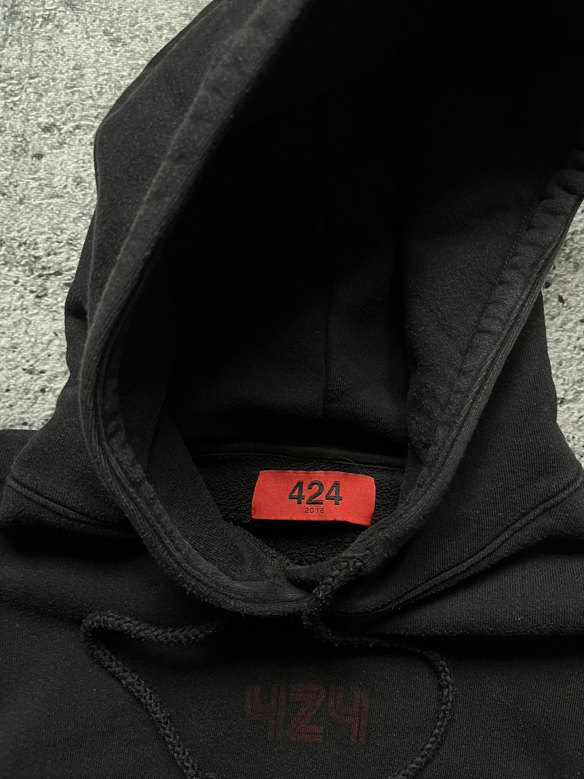 424 center logo hoodie size L