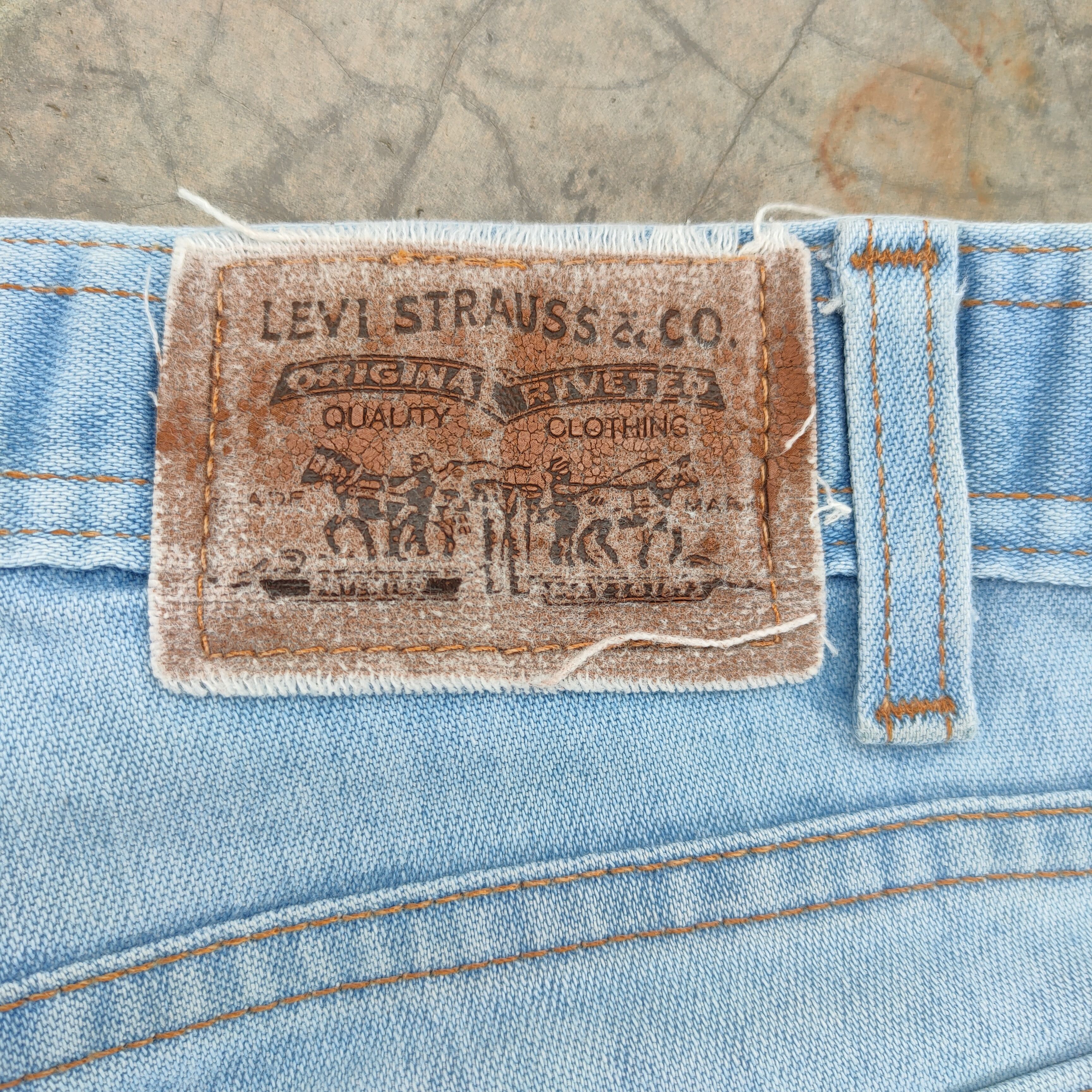 Jean × Levi's × Vintage VINTAGE LEVI'S FADED BLUE JEANS DENIM PANTS Size US 36 / EU 52 - 14 Thumbnail