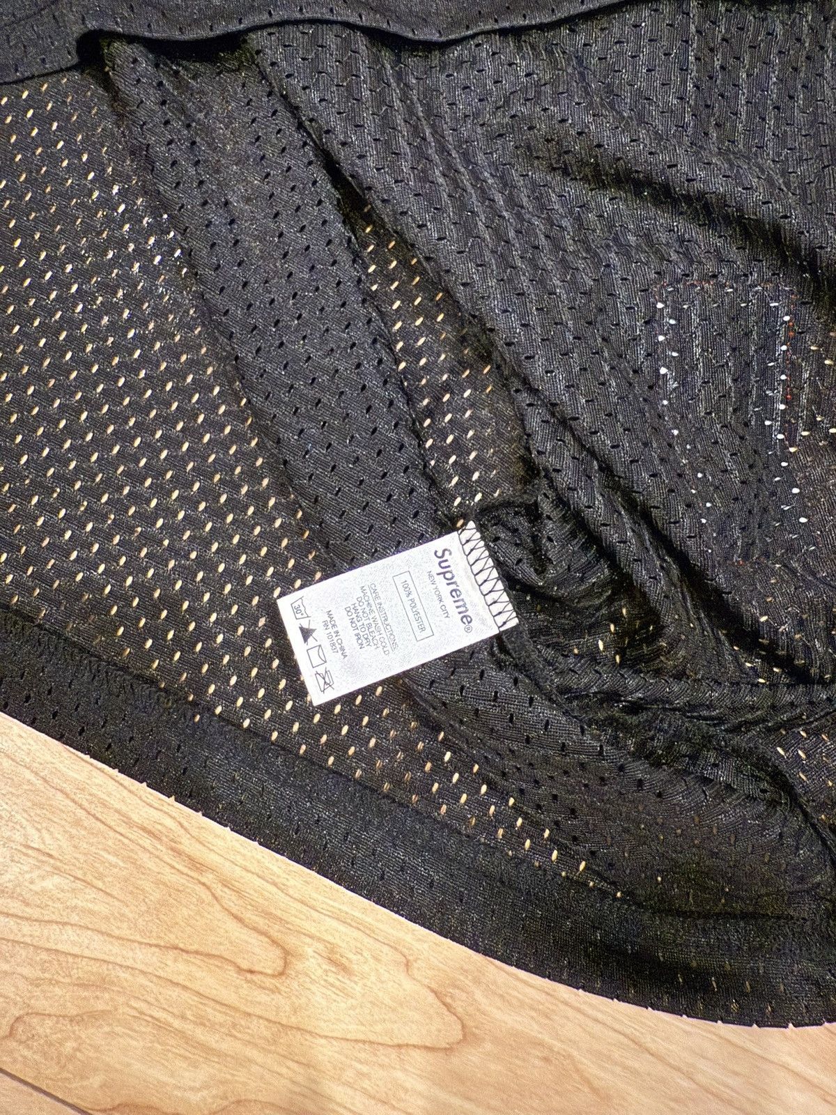 Supreme Supreme 2020 $1M Mesh Football Jersey Black XL Glitter Logo Size US XL / EU 56 / 4 - 4 Thumbnail