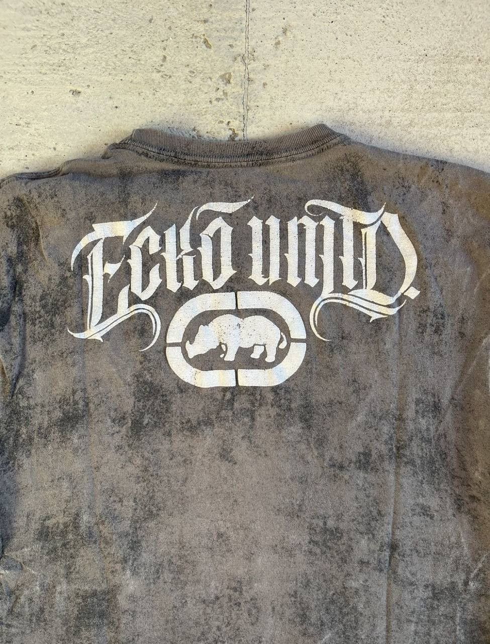 Ecko Unltd. Vintage Ecko Unltd Stonewashed Tribal Tattoo Distressed Tee Size US M / EU 48-50 / 2 - 2 Thumbnail