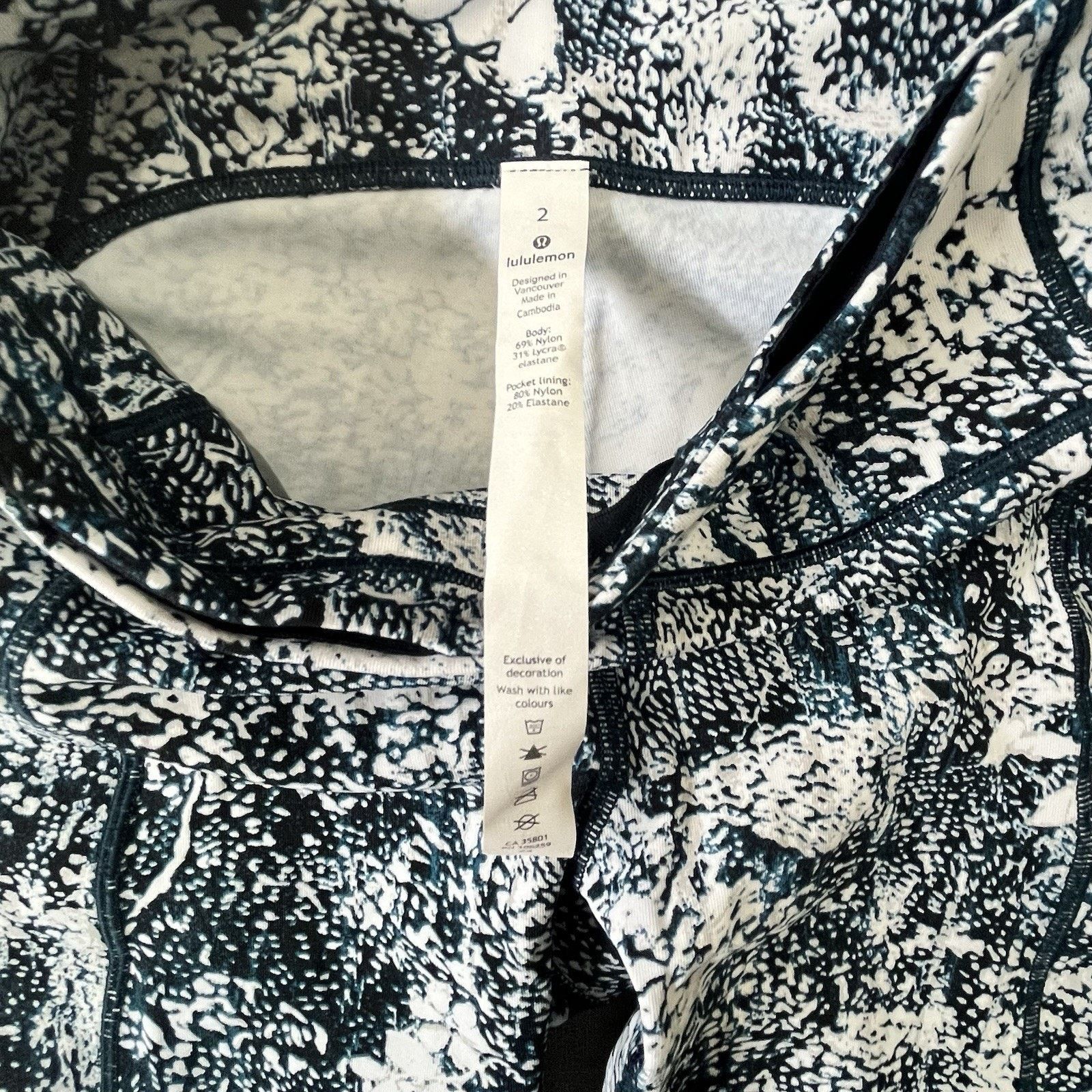 Lululemon Lululemon Speed Up Tight *Full-On Luxtreme Wildwood sz 2 Size 26" / US 2 / IT 38 - 3 Thumbnail